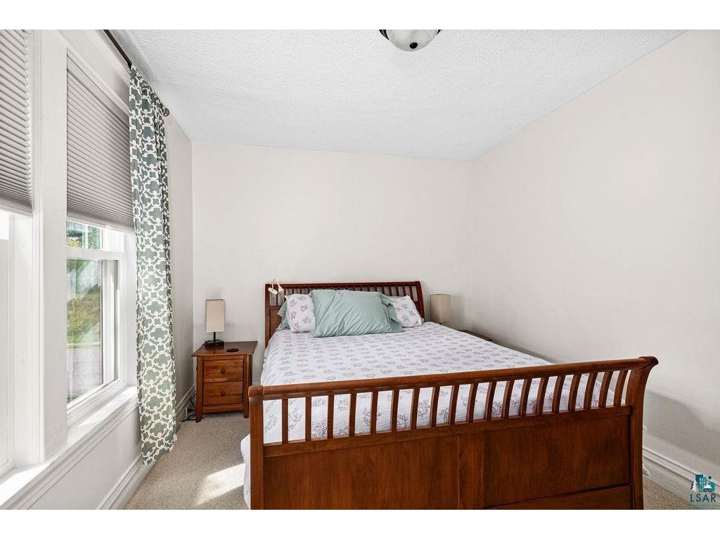 1230 N 7th Ave E Duluth MN 55805 6124387 image24