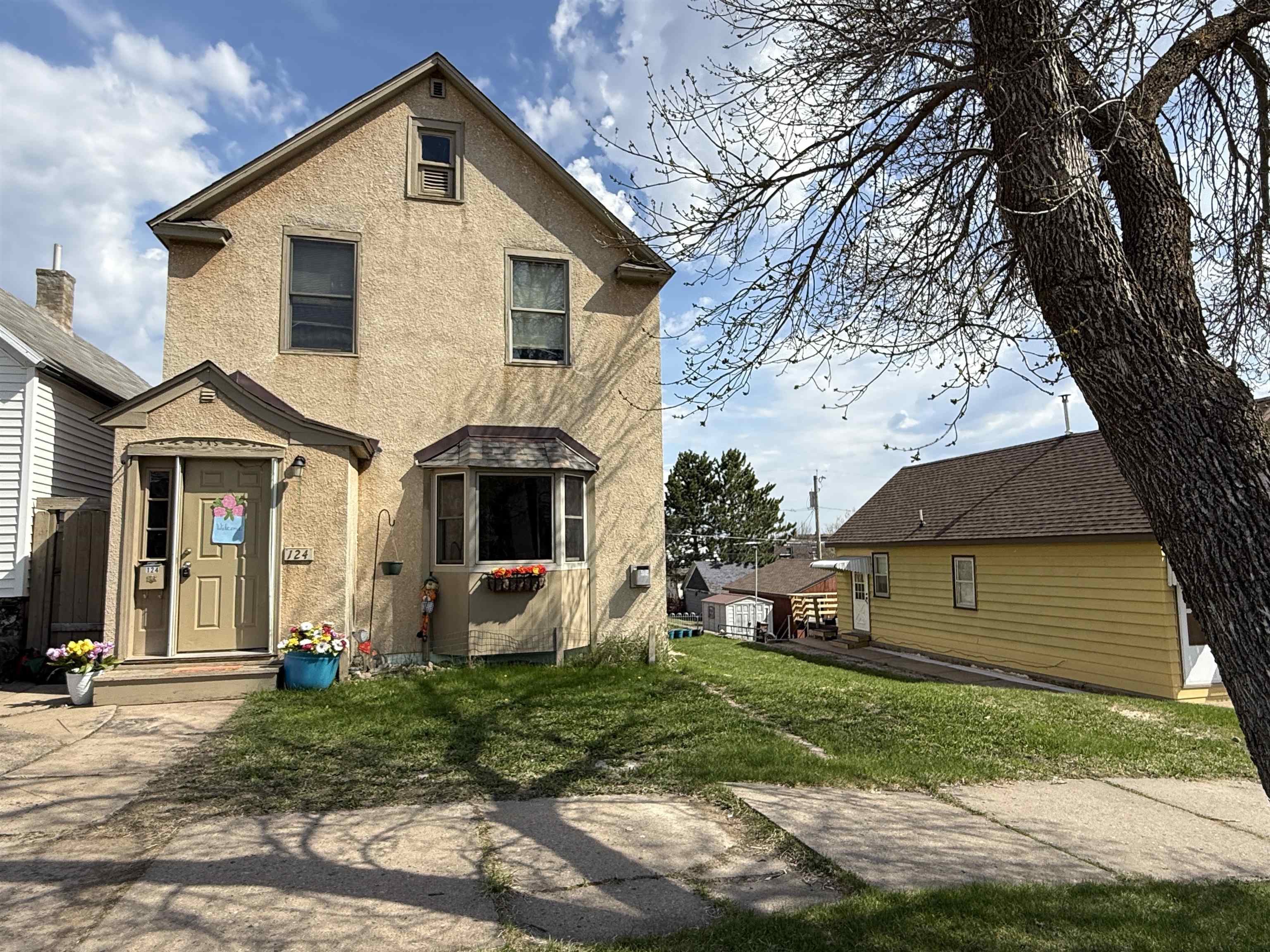 124 3rd St SW Chisholm MN 55719 6118231 image1