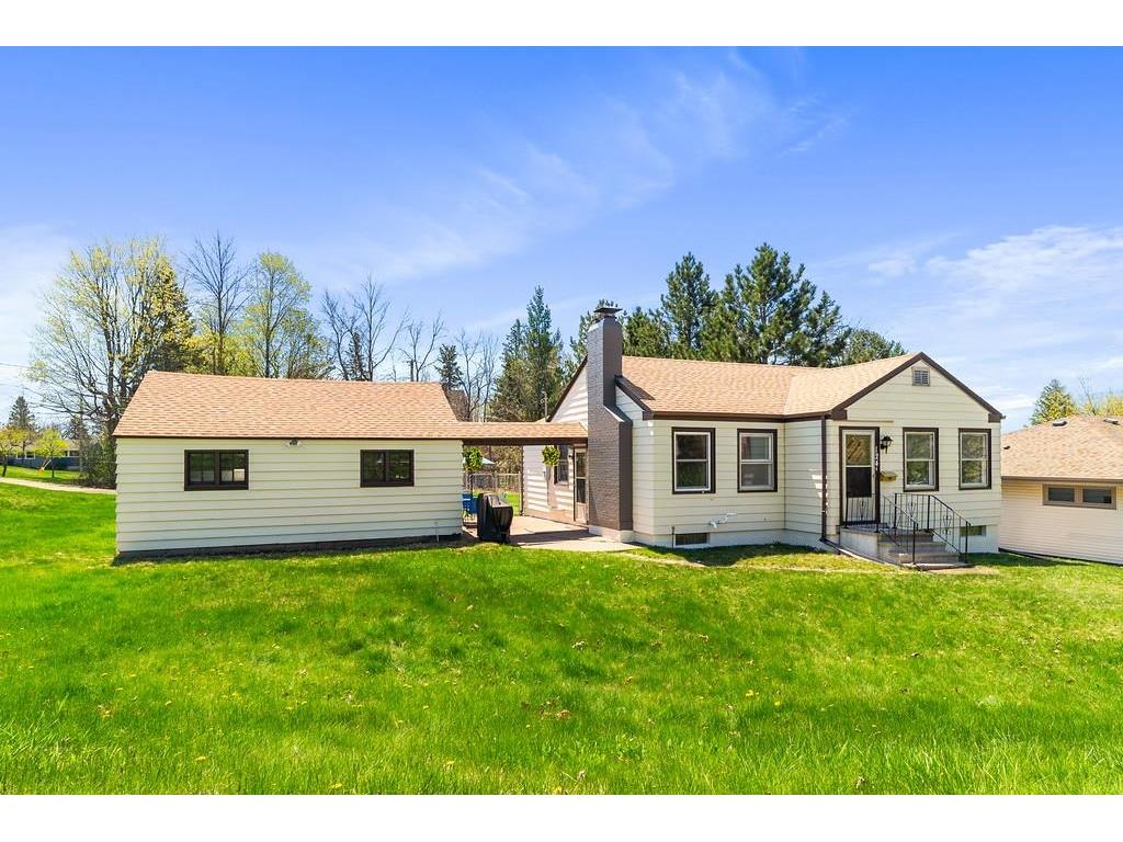 124 E Wabasha St Duluth MN 55803 6119401 image1