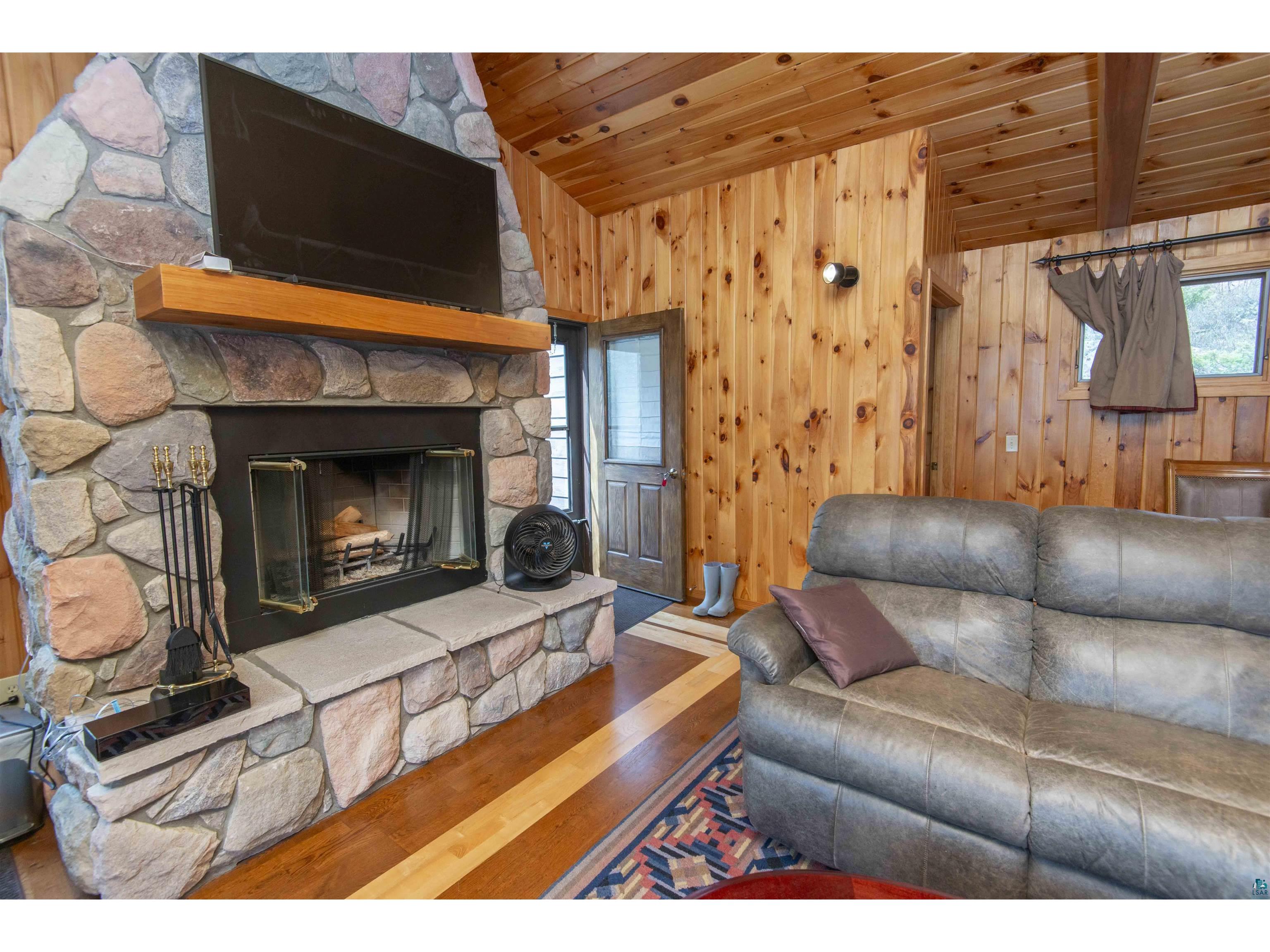 12586 Gunflint Tr Grand Marais MN 55604 - Gull 6125532 image32
