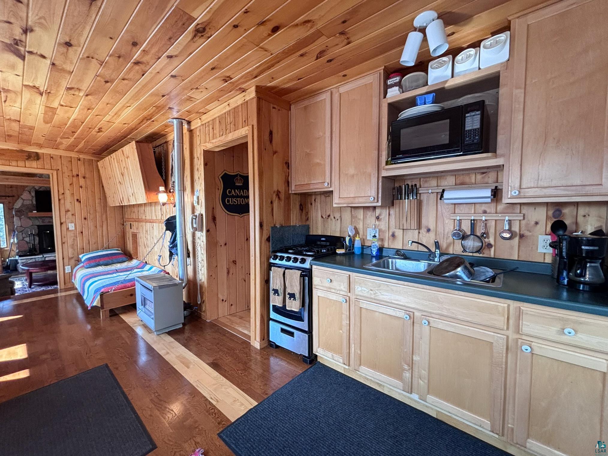 12586 Gunflint Tr Grand Marais MN 55604 - Gull 6125532 image76