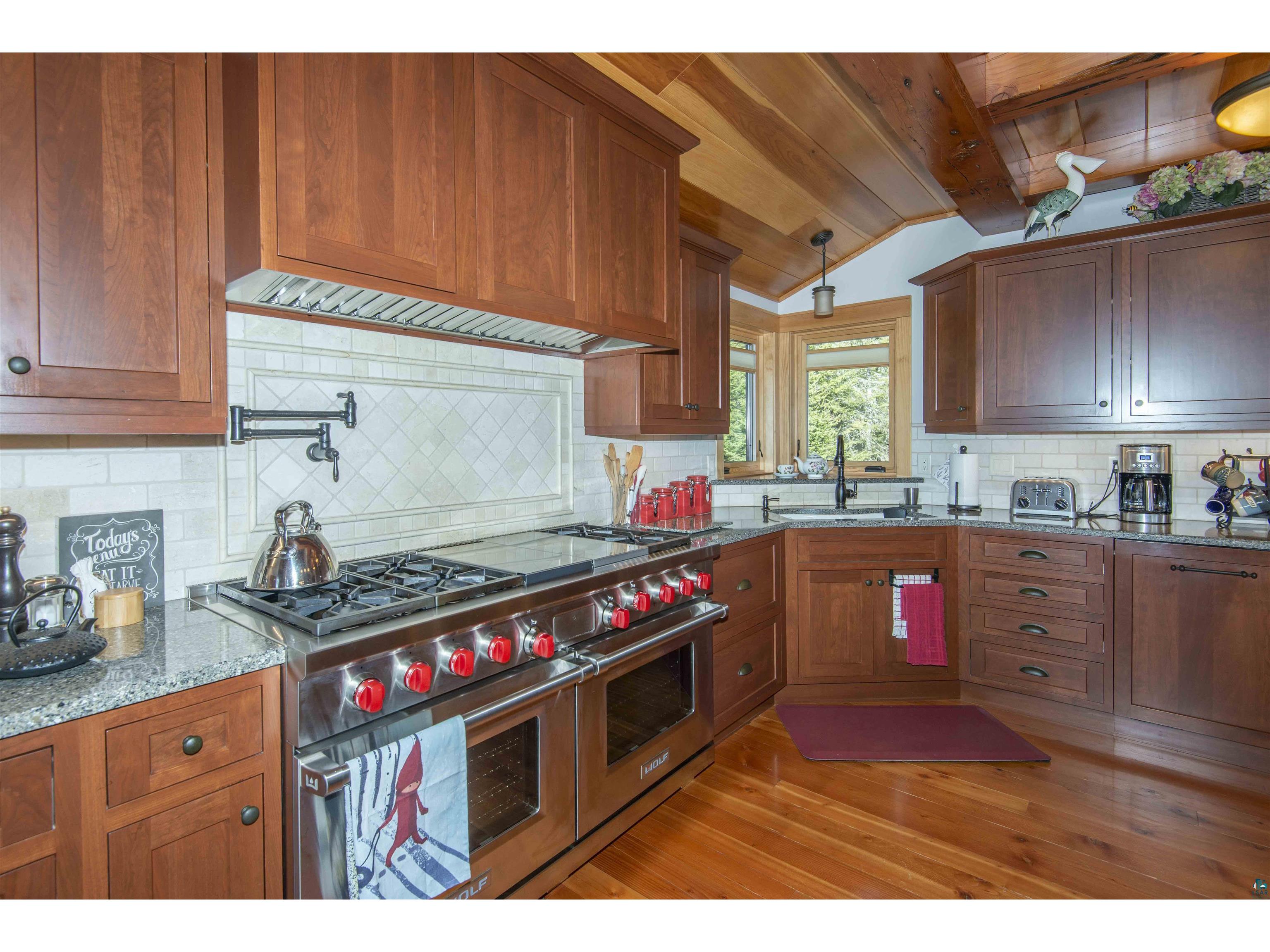 126 Harbor View Tr Grand Marais MN 55604 - Lake Superior 6124739 image21