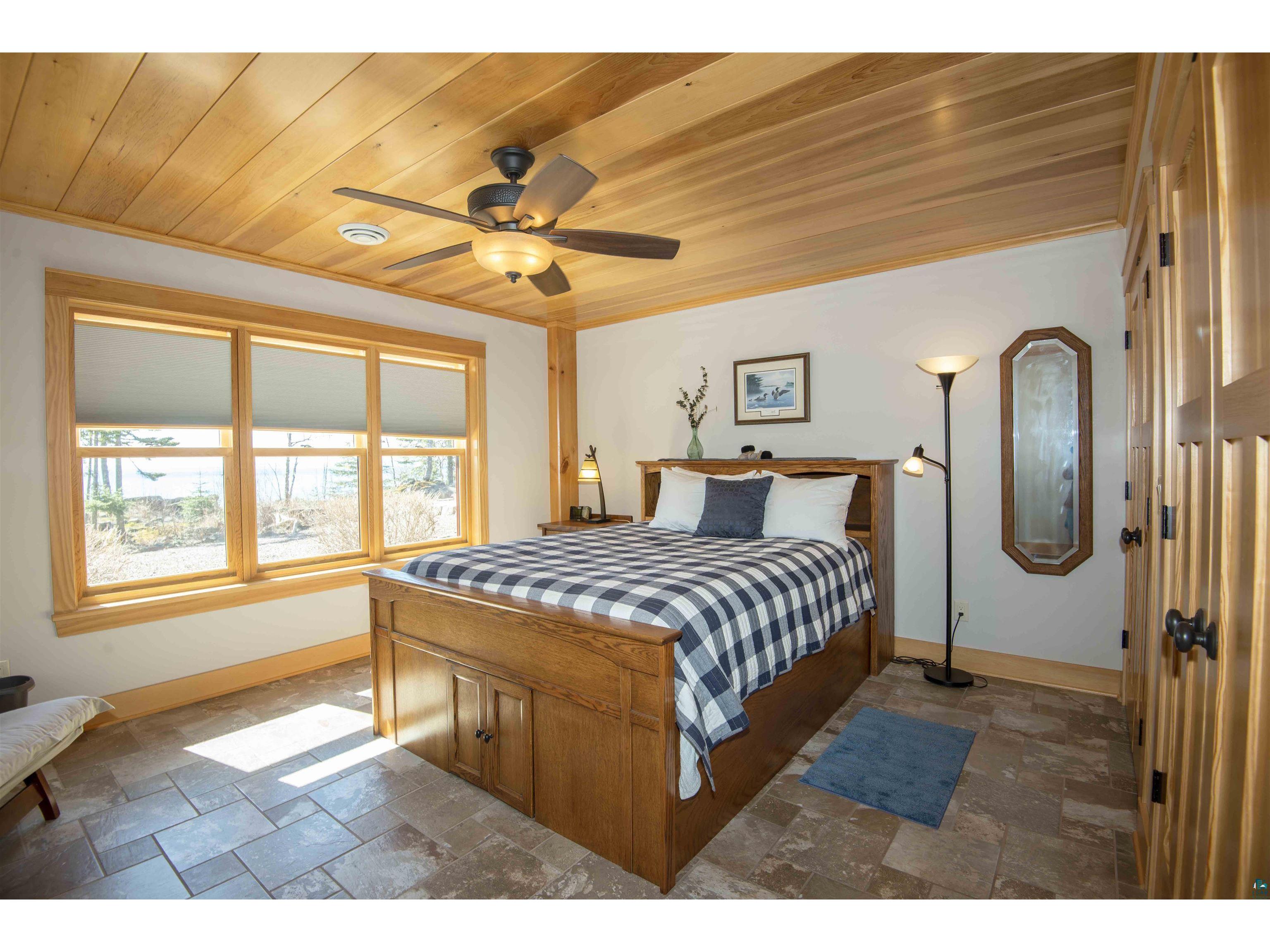 126 Harbor View Tr Grand Marais MN 55604 - Lake Superior 6124739 image60