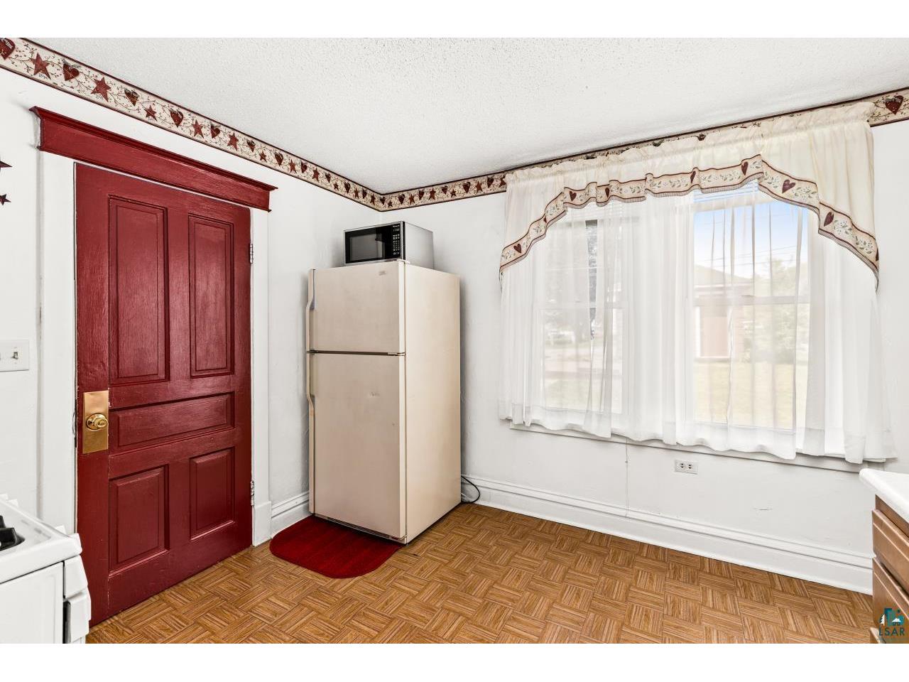 127 N 63rd Ave W Duluth MN 55807 6125823 image14