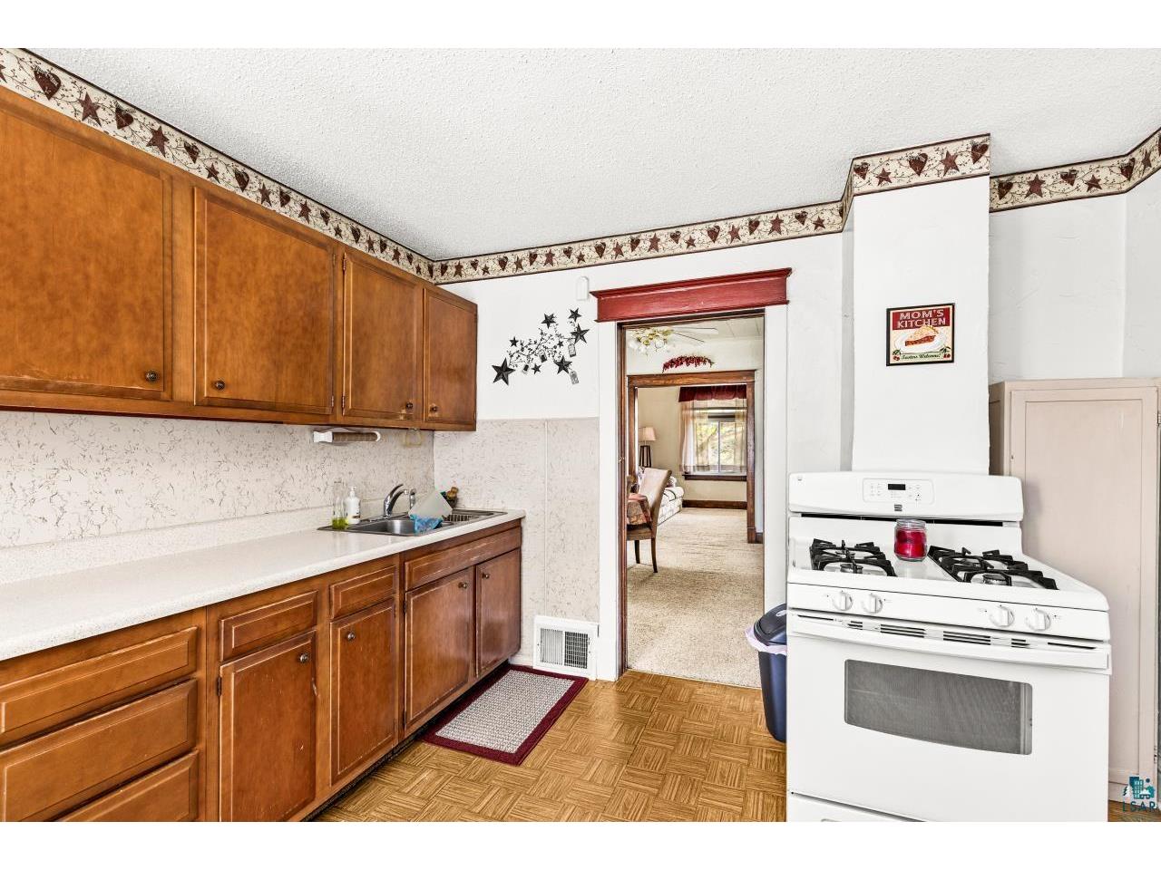 127 N 63rd Ave W Duluth MN 55807 6125823 image16