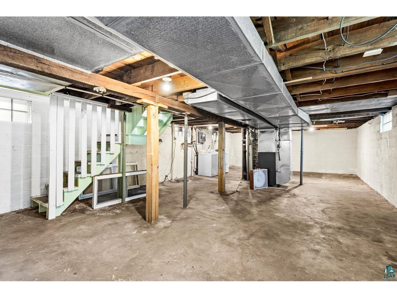 127 N 63rd Ave W Duluth MN 55807 6125823 image23
