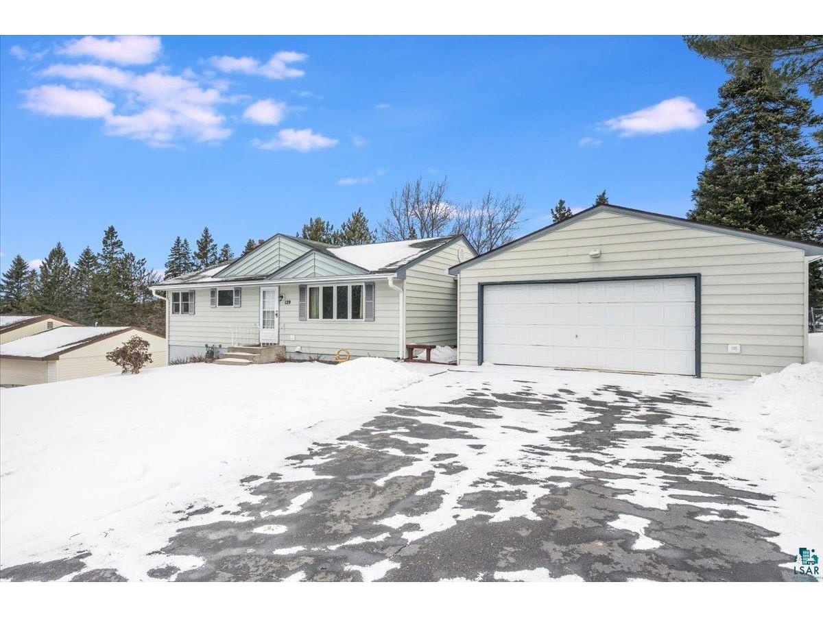 129 Artavia St Duluth MN 55811 6124389 image1