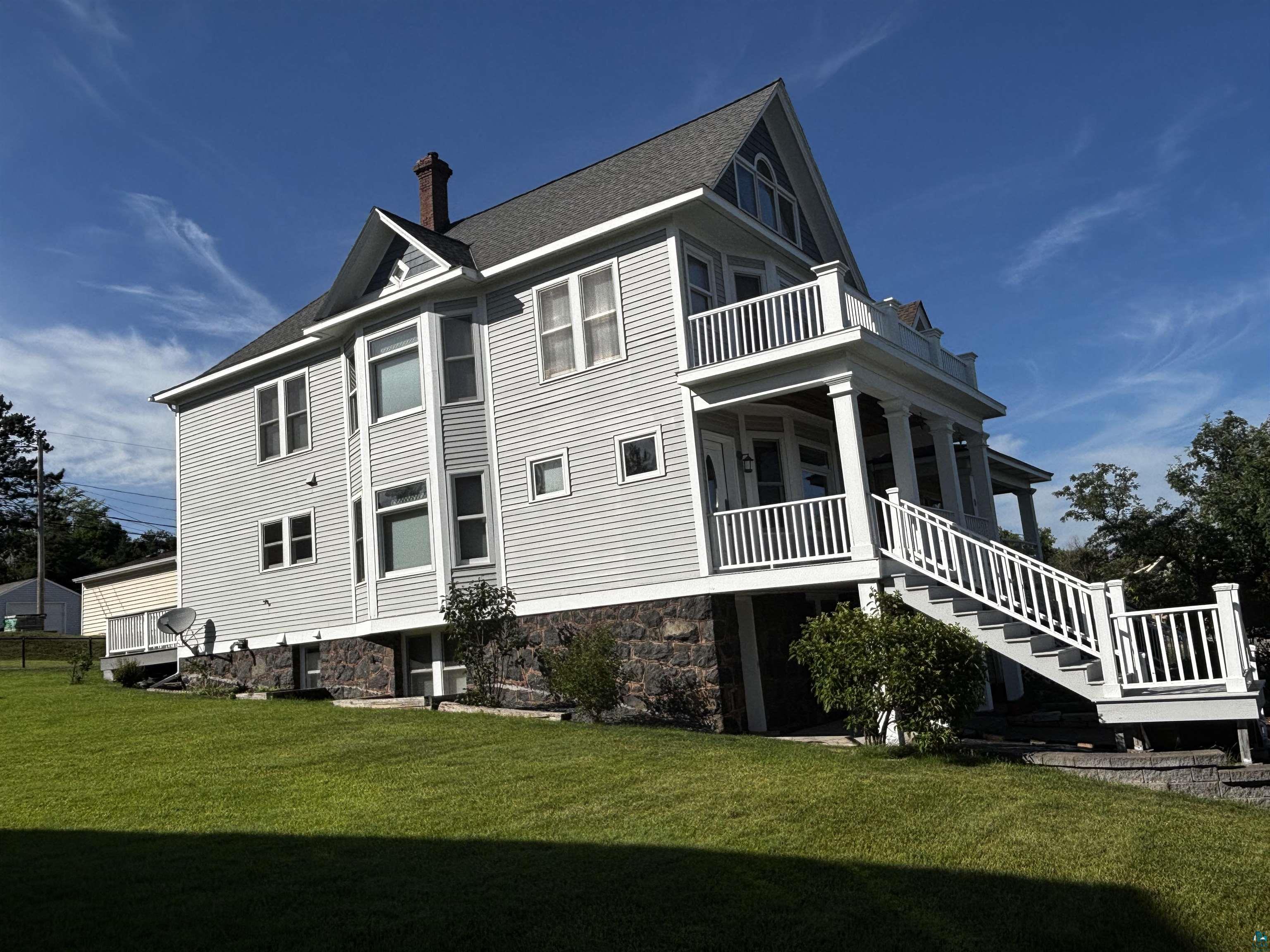13 W 8th St Duluth MN 55805 6126751 image1