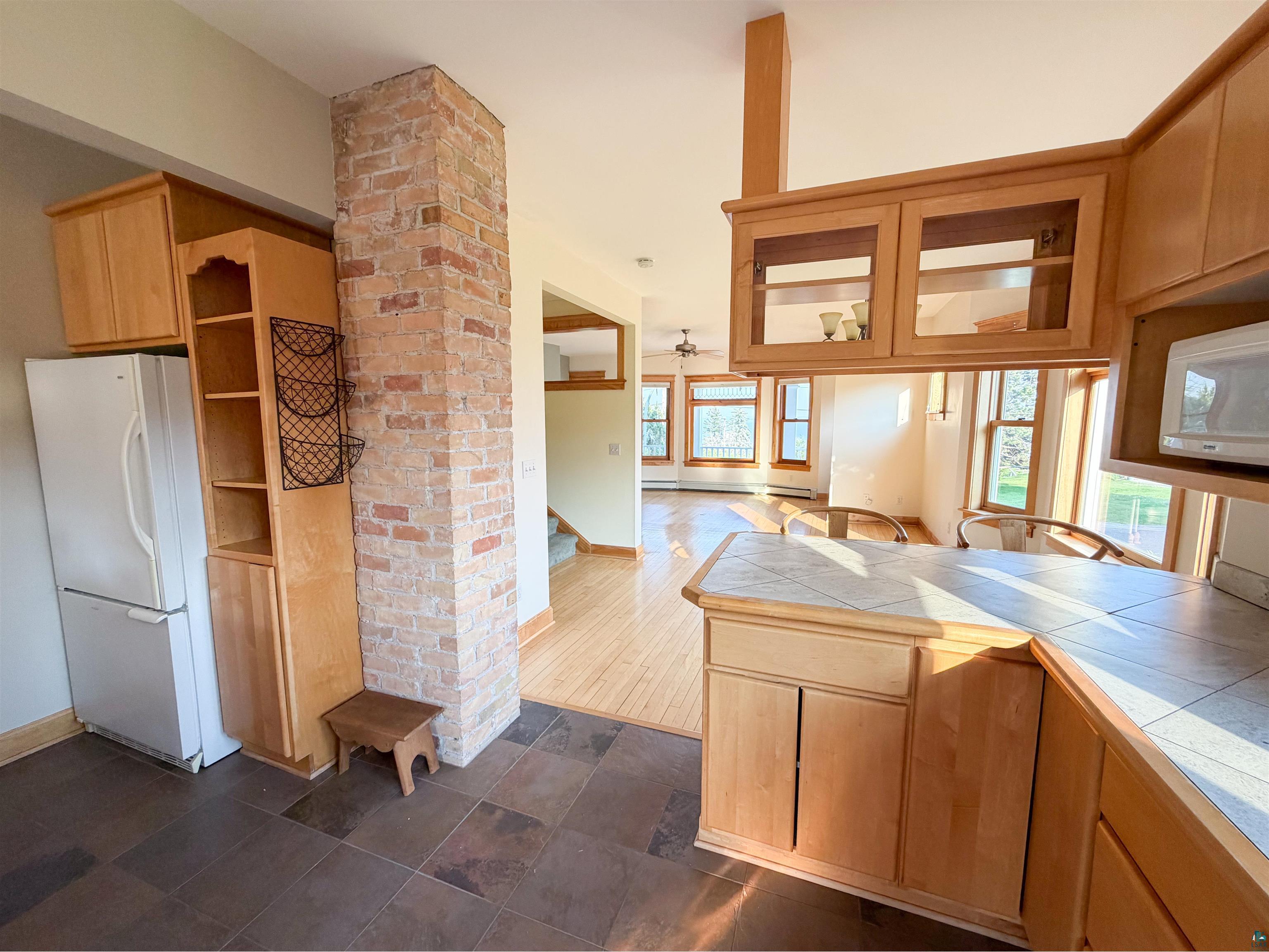 13 W 8th St Duluth MN 55805 6126887 image11