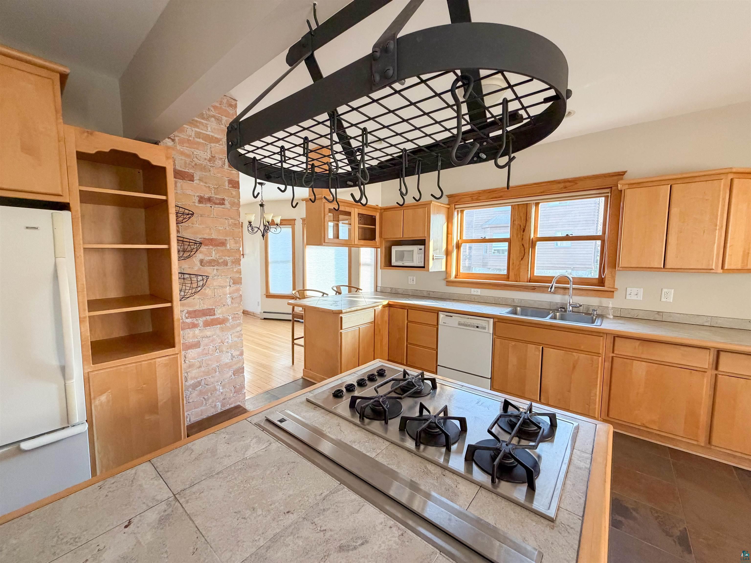 13 W 8th St Duluth MN 55805 6126887 image17