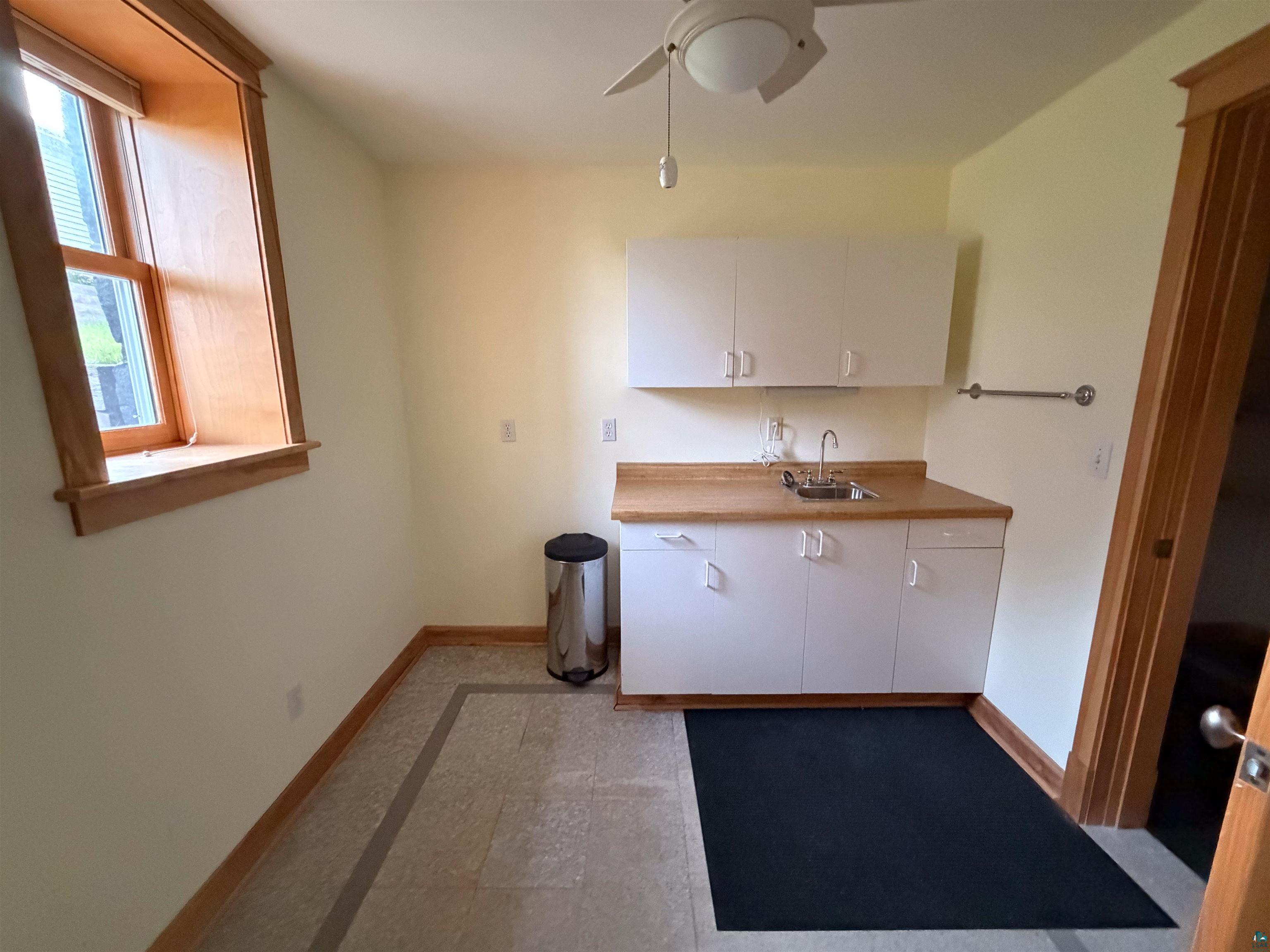 13 W 8th St Duluth MN 55805 6126887 image56