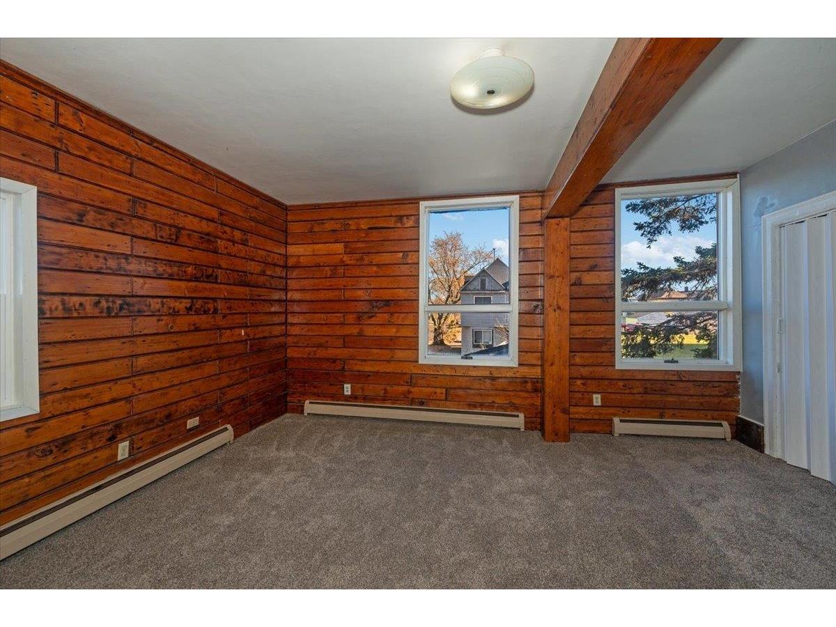 1301 Hughitt Ave Superior WI 54880 6122869 image11