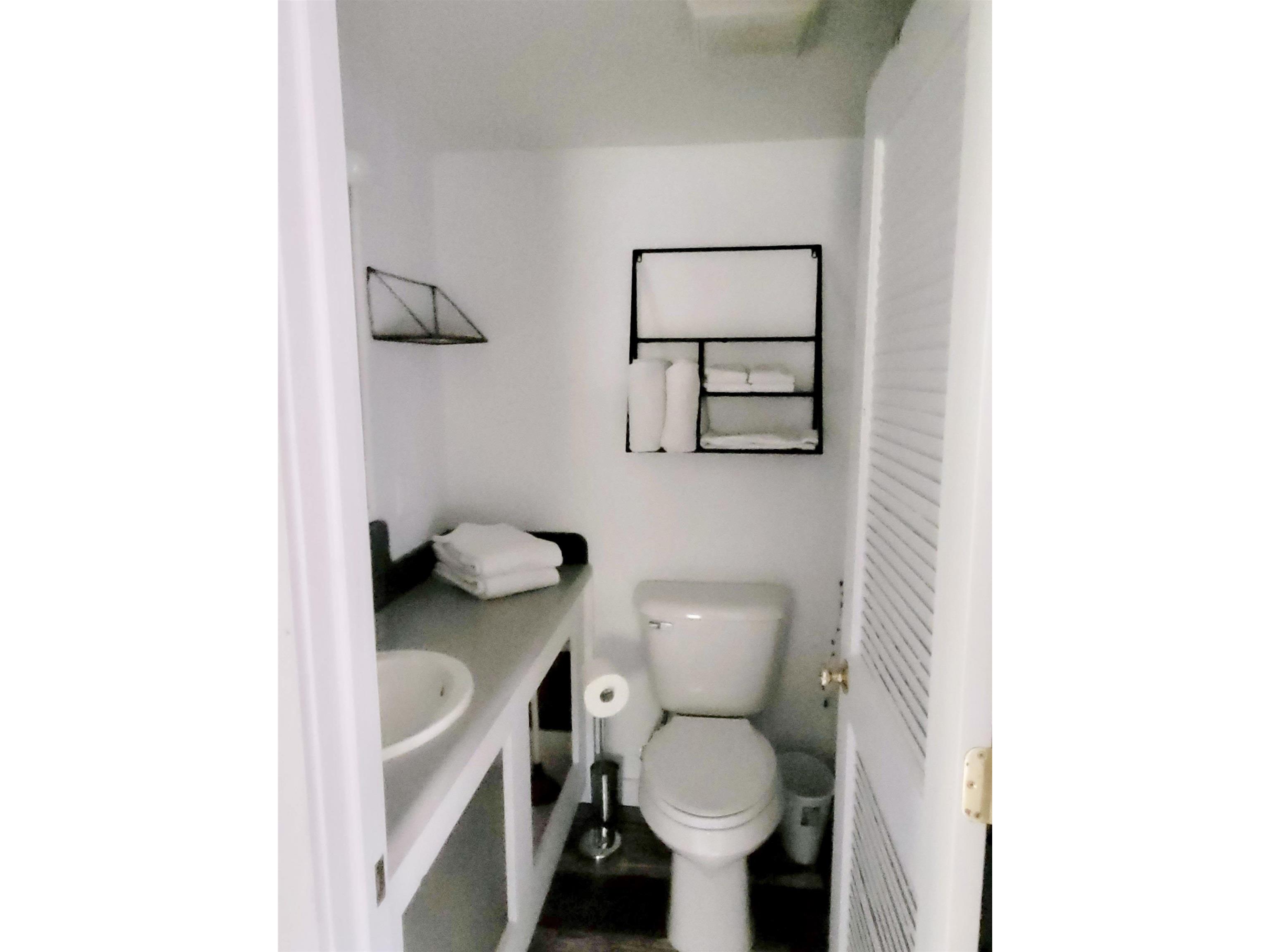 1301 W Highway 61 Grand Marais MN 55604 6119218 image40