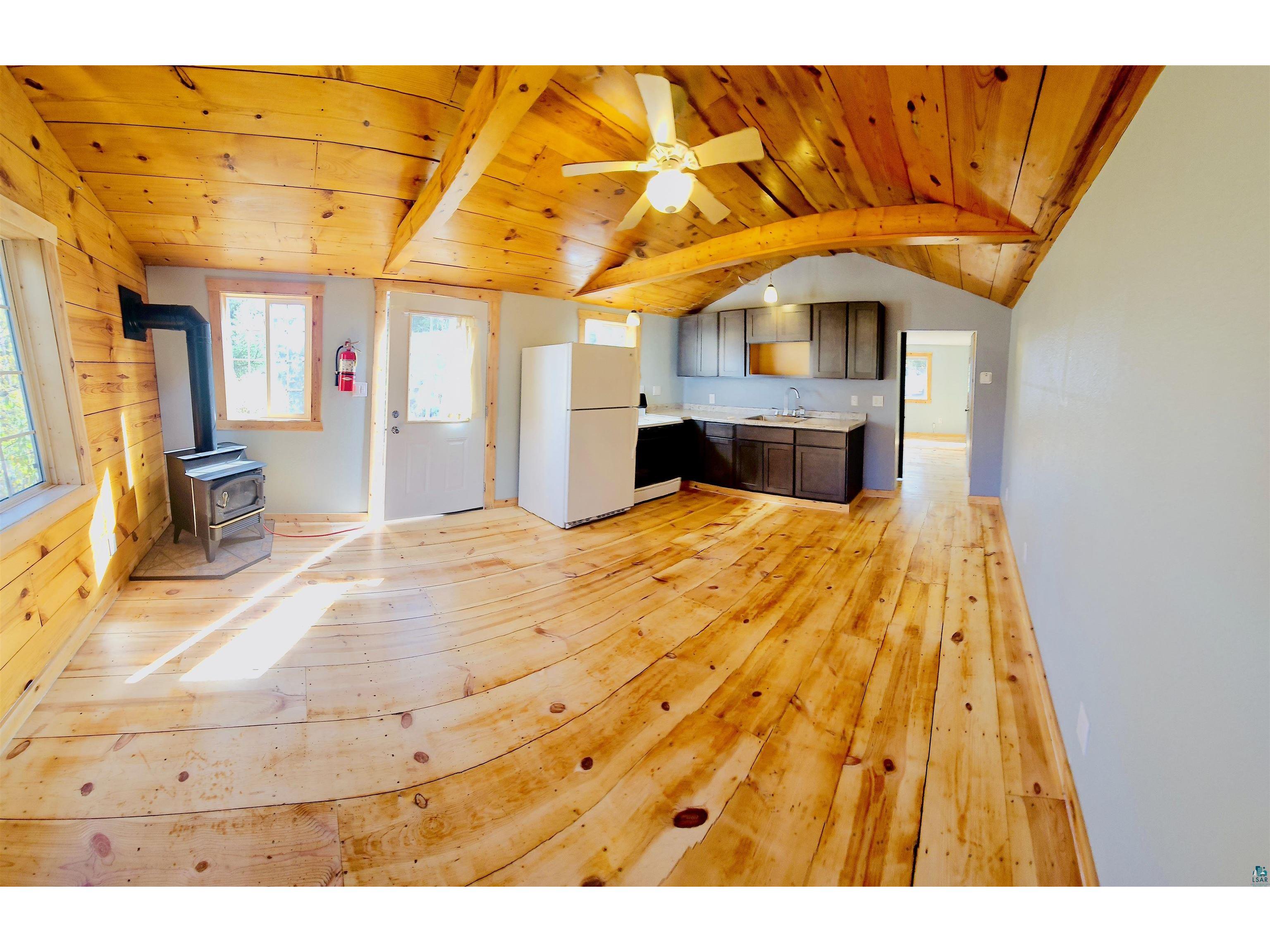 1301 W Highway 61 Grand Marais MN 55604 6125545 image34