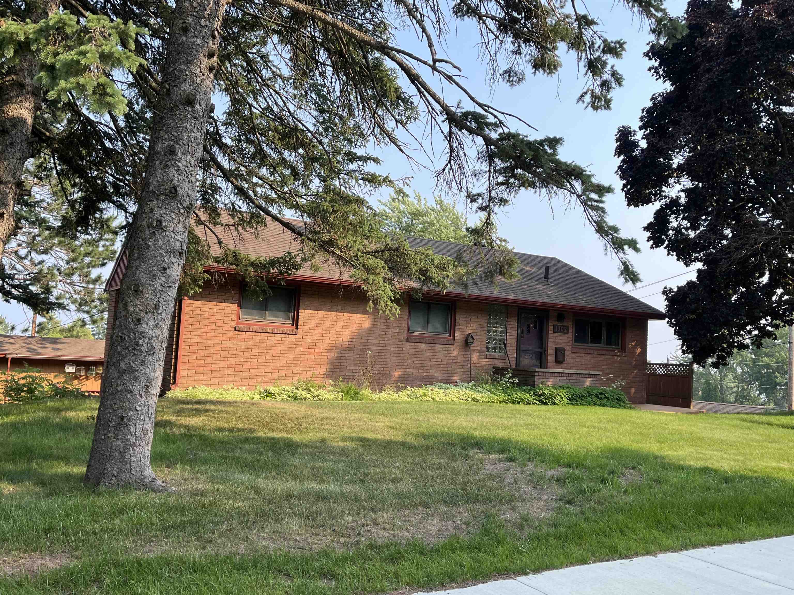 1302 E 7th St Duluth MN 55805 6120668 image1