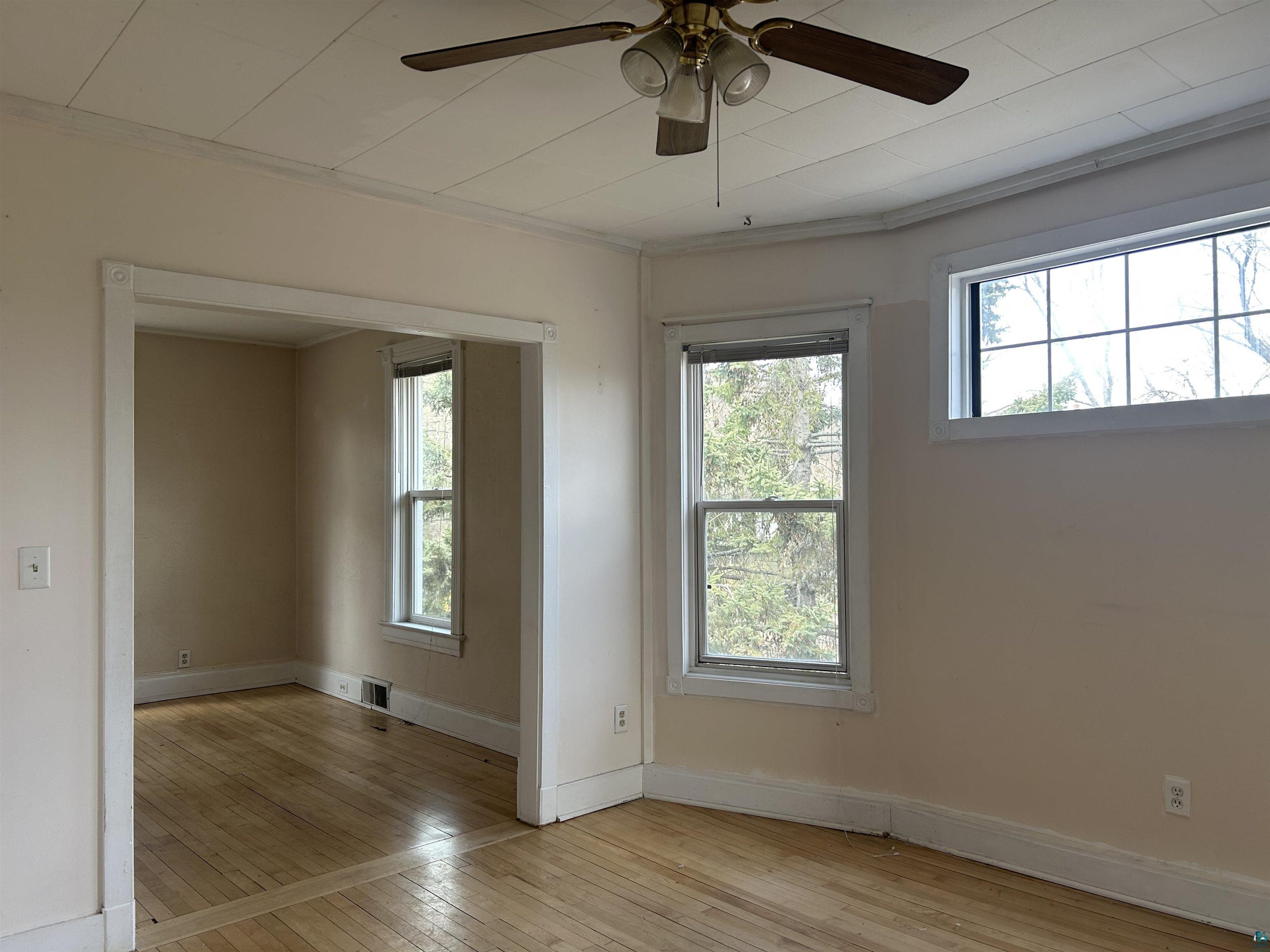 1302 W 1st St Duluth MN 55806 6124937 image17