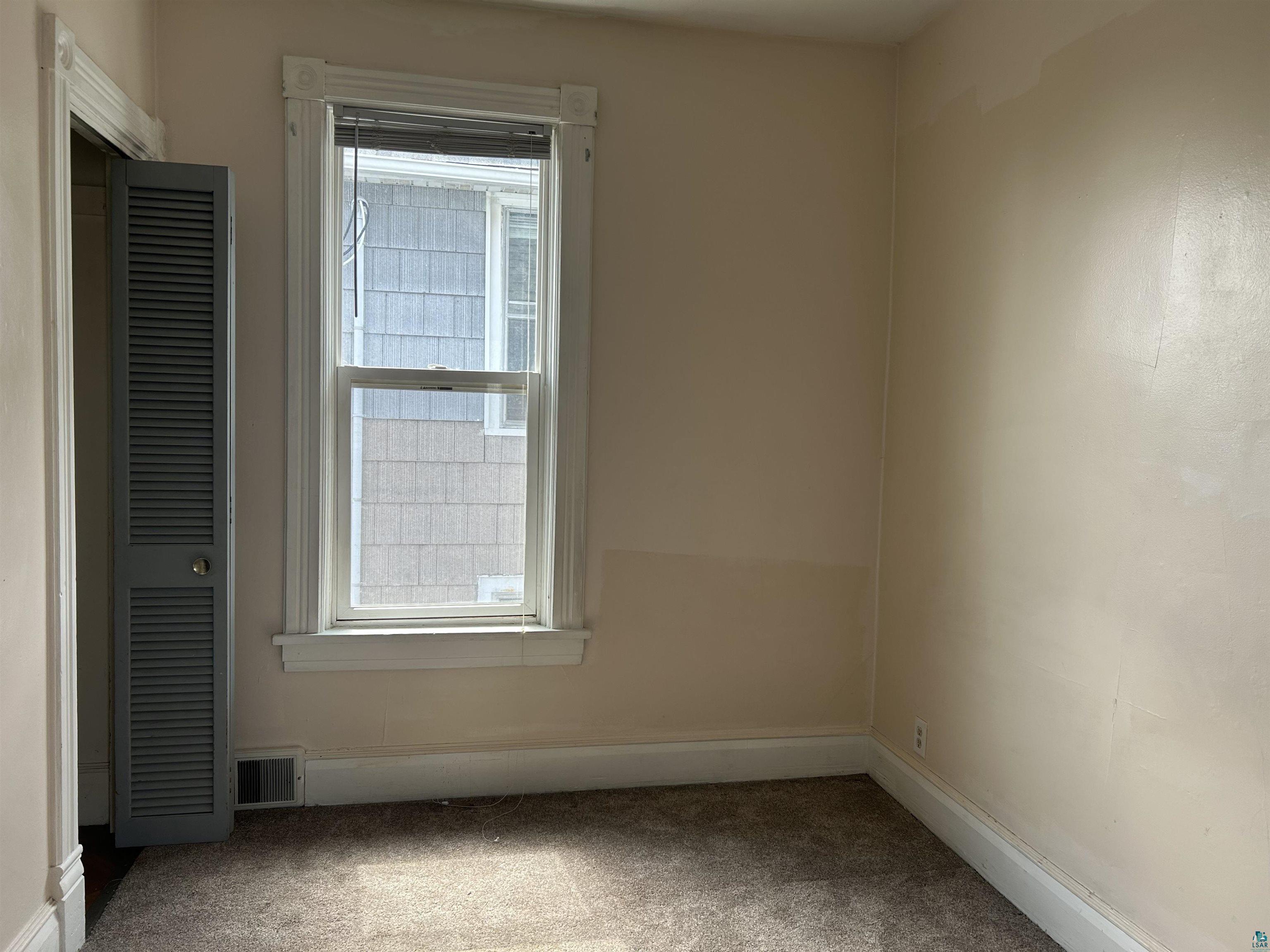 1302 W 1st St Duluth MN 55806 6124937 image22