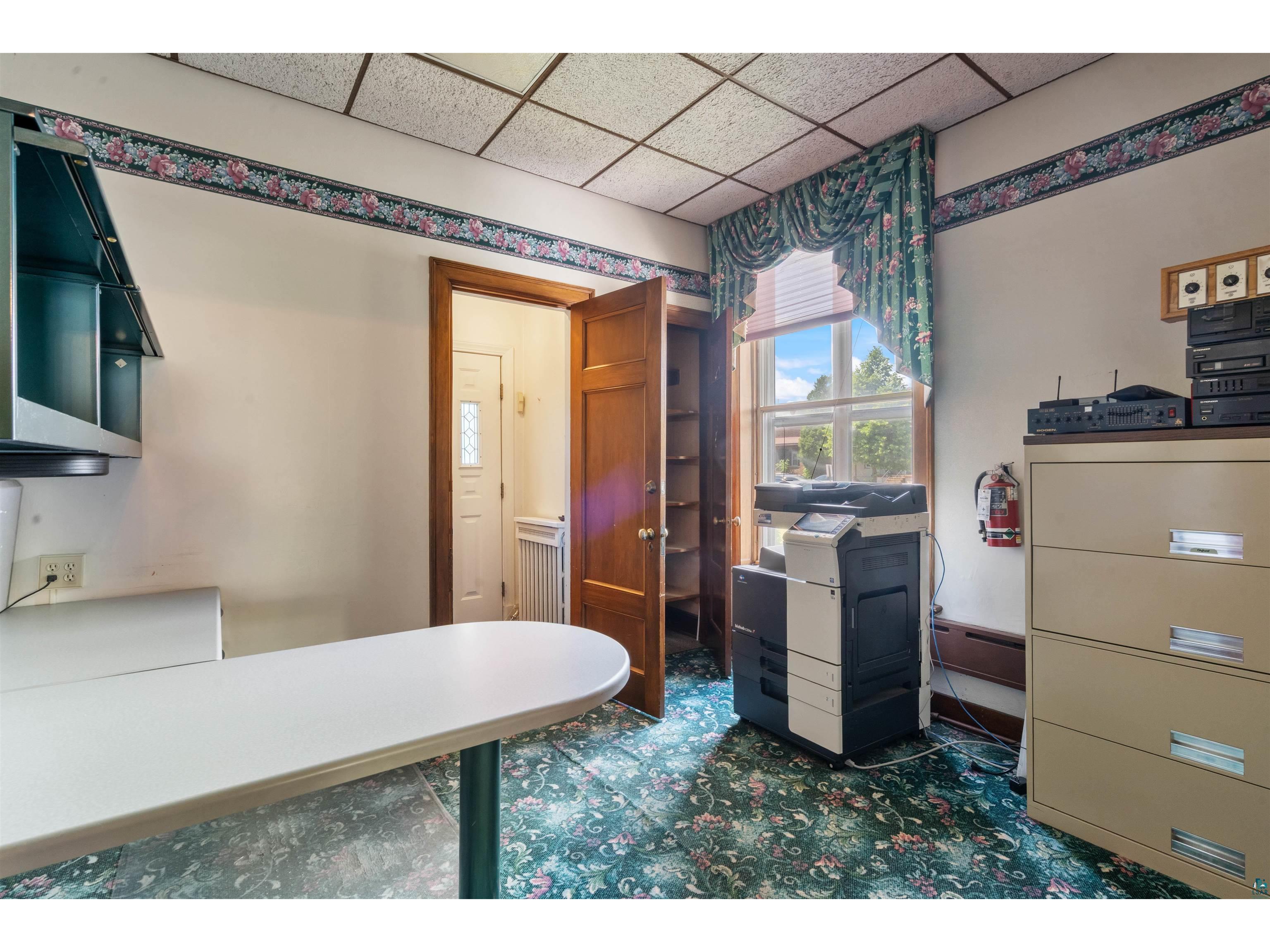 1304 Hammond Ave Superior WI 54880 6126801 image10