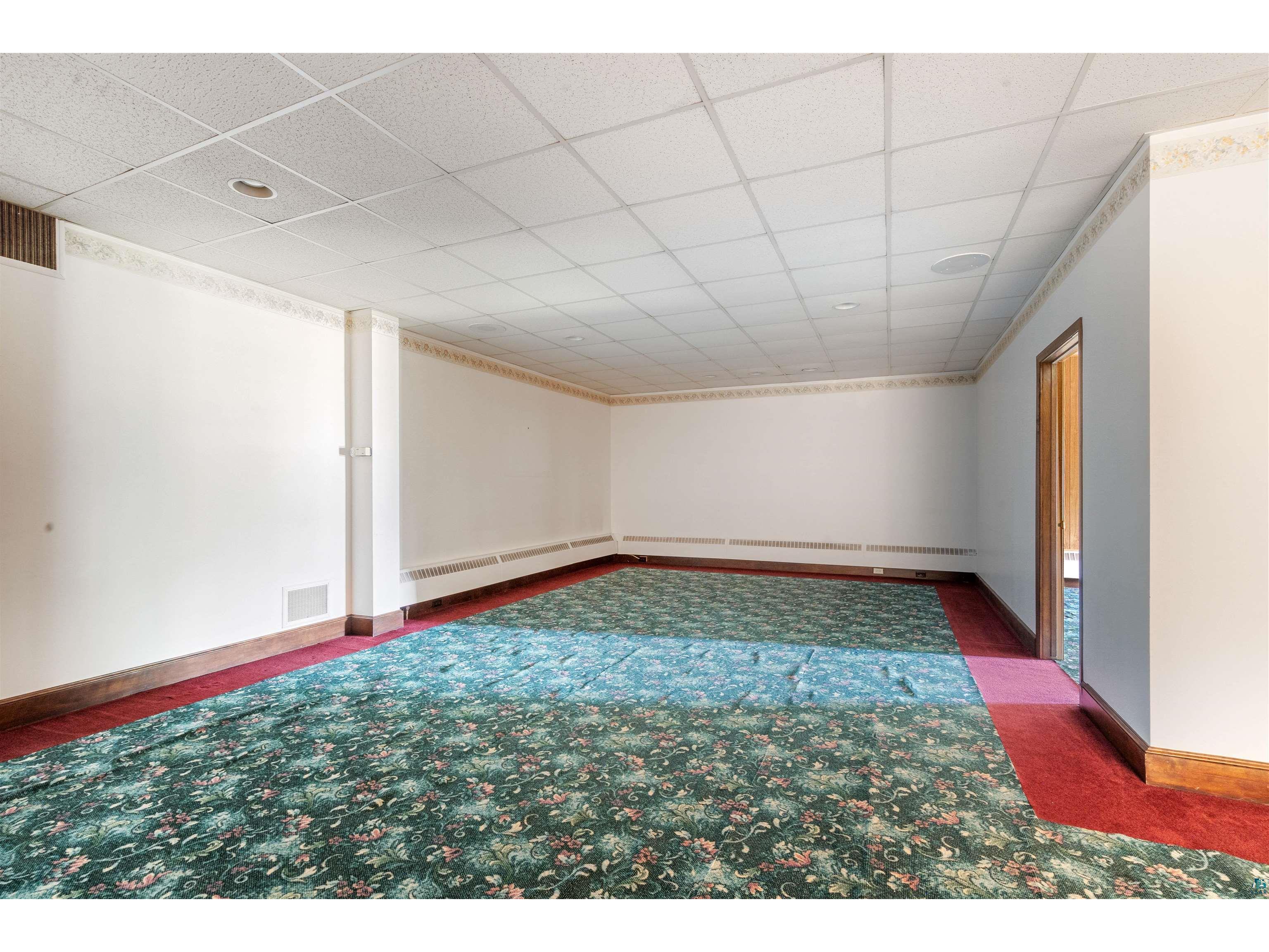 1304 Hammond Ave Superior WI 54880 6126801 image8