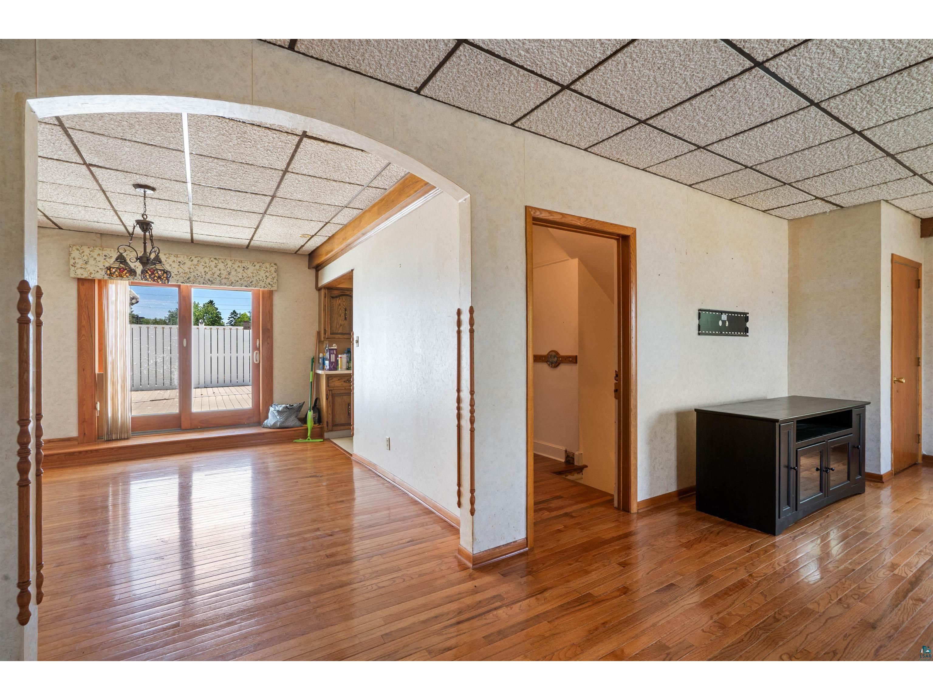 1304 Hammond Ave Superior WI 54880 6126803 image19