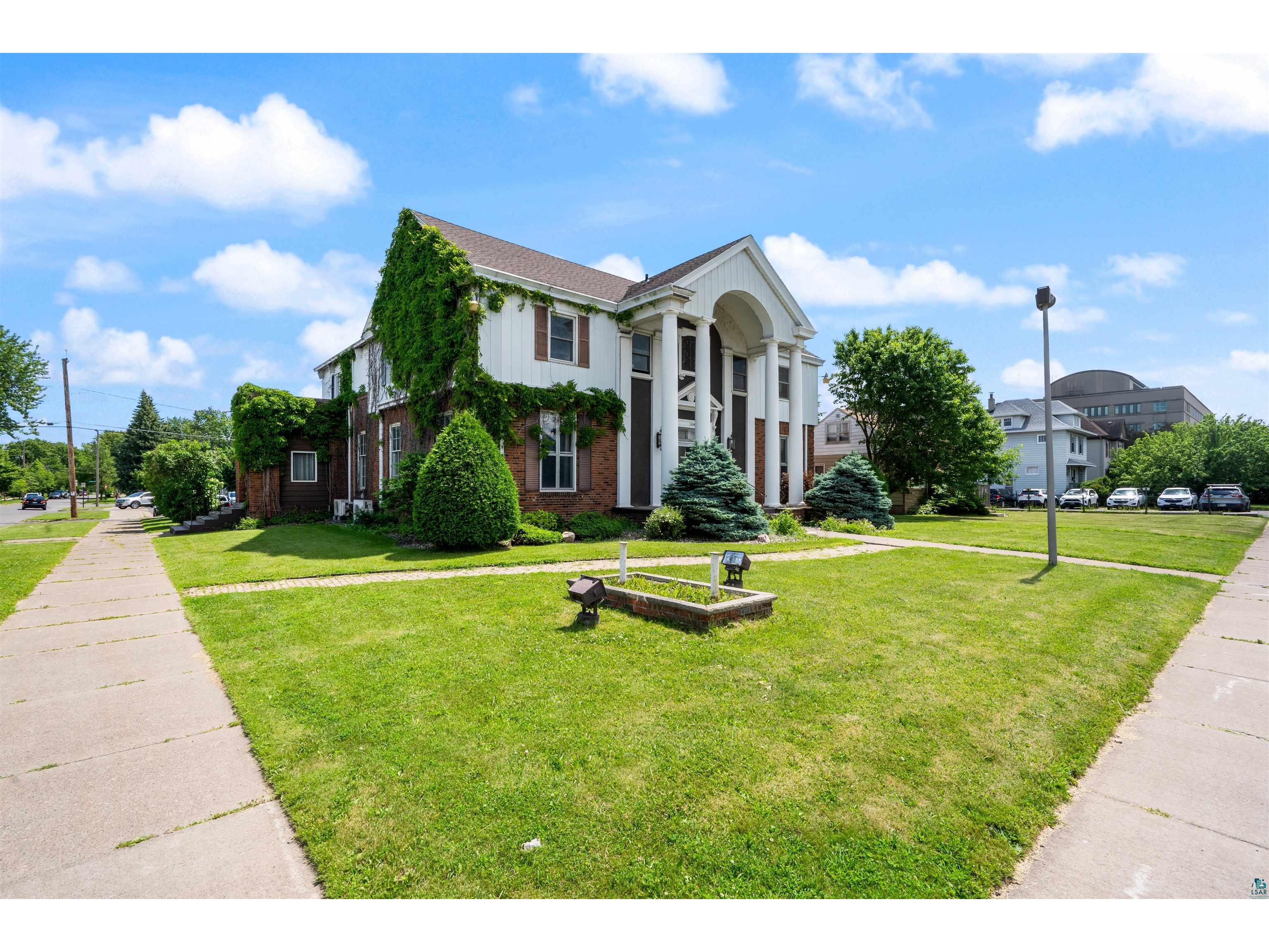 1304 Hammond Ave Superior WI 54880 6126803 image2