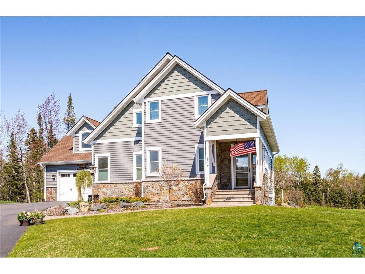 1305 Harbor Hills Dr Two Harbors MN 55616 6125521 image1