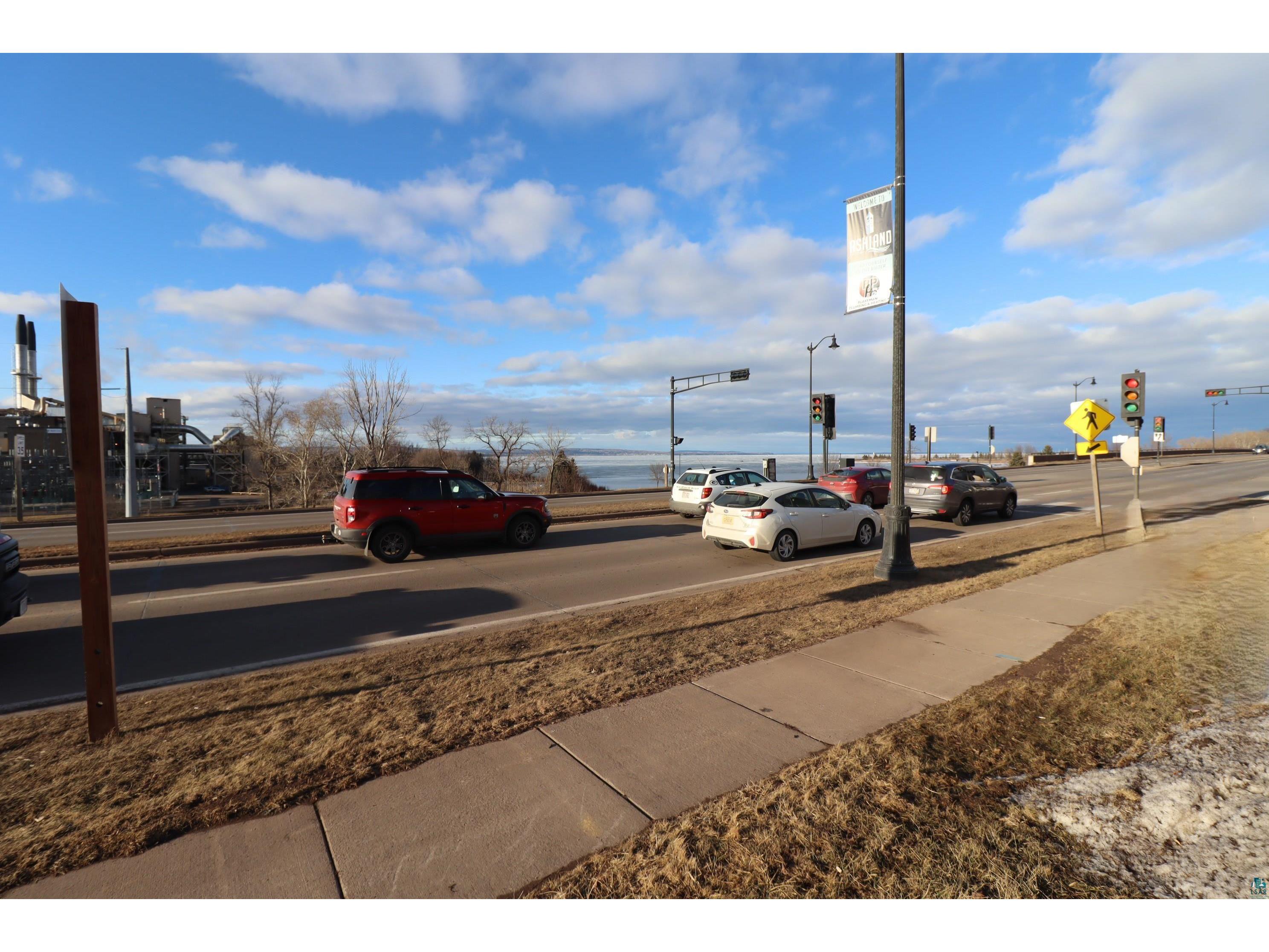 1306 Lake Shore Dr W Ashland WI 54806 6117979 image4