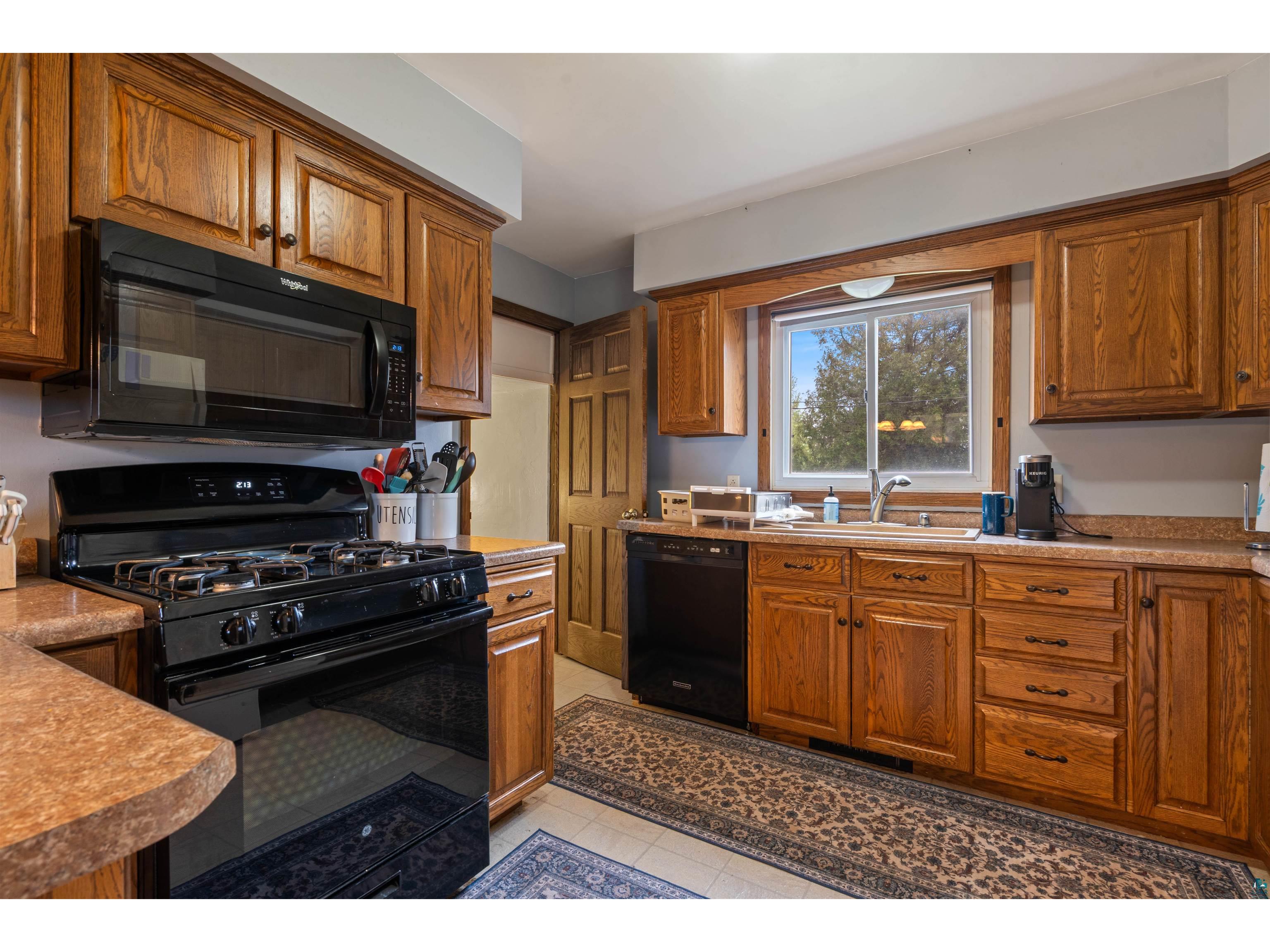 1308 N 16th St Superior WI 54880 6125979 image8