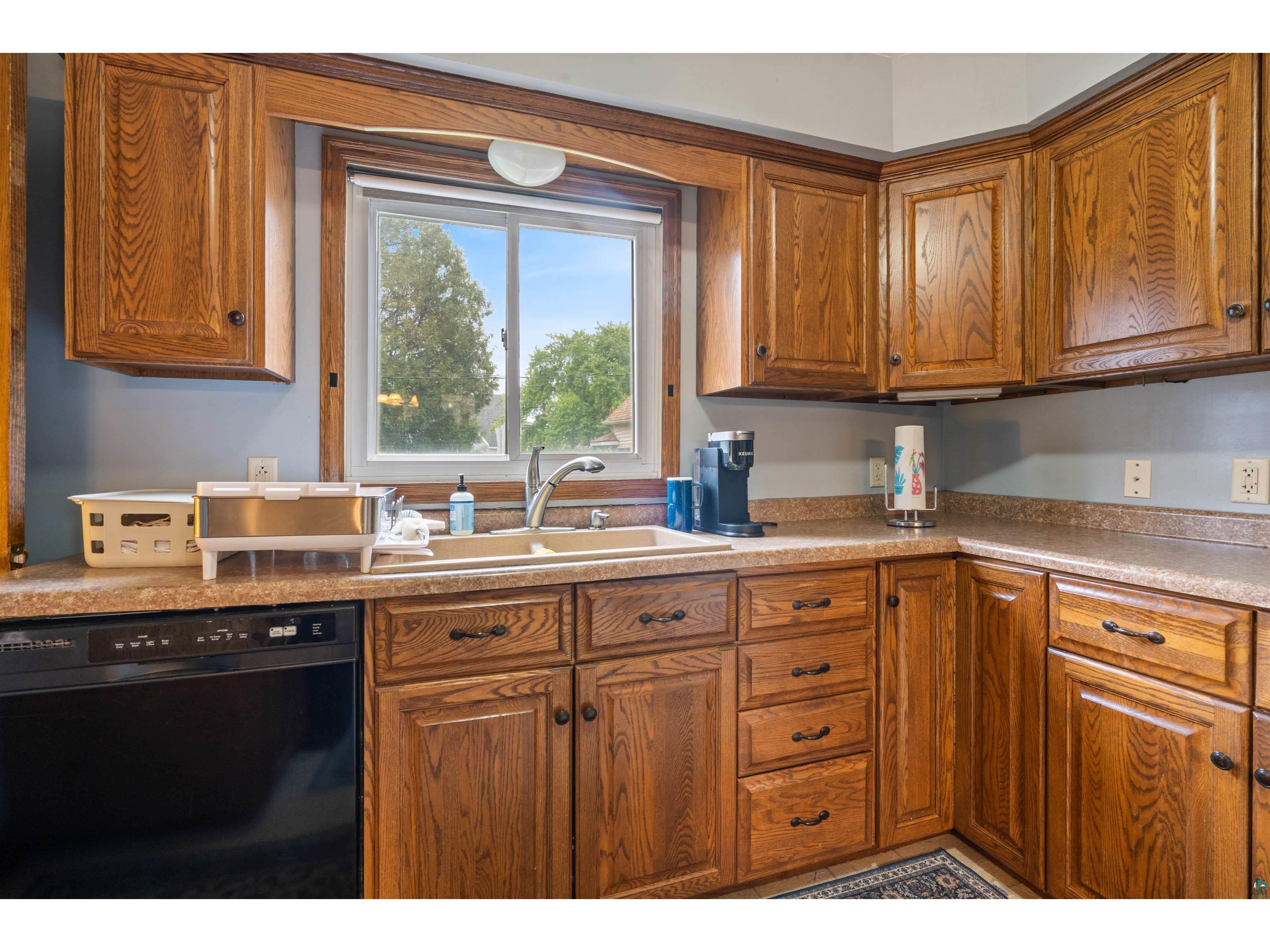 1308 N 16th St Superior WI 54880 6125979 image9