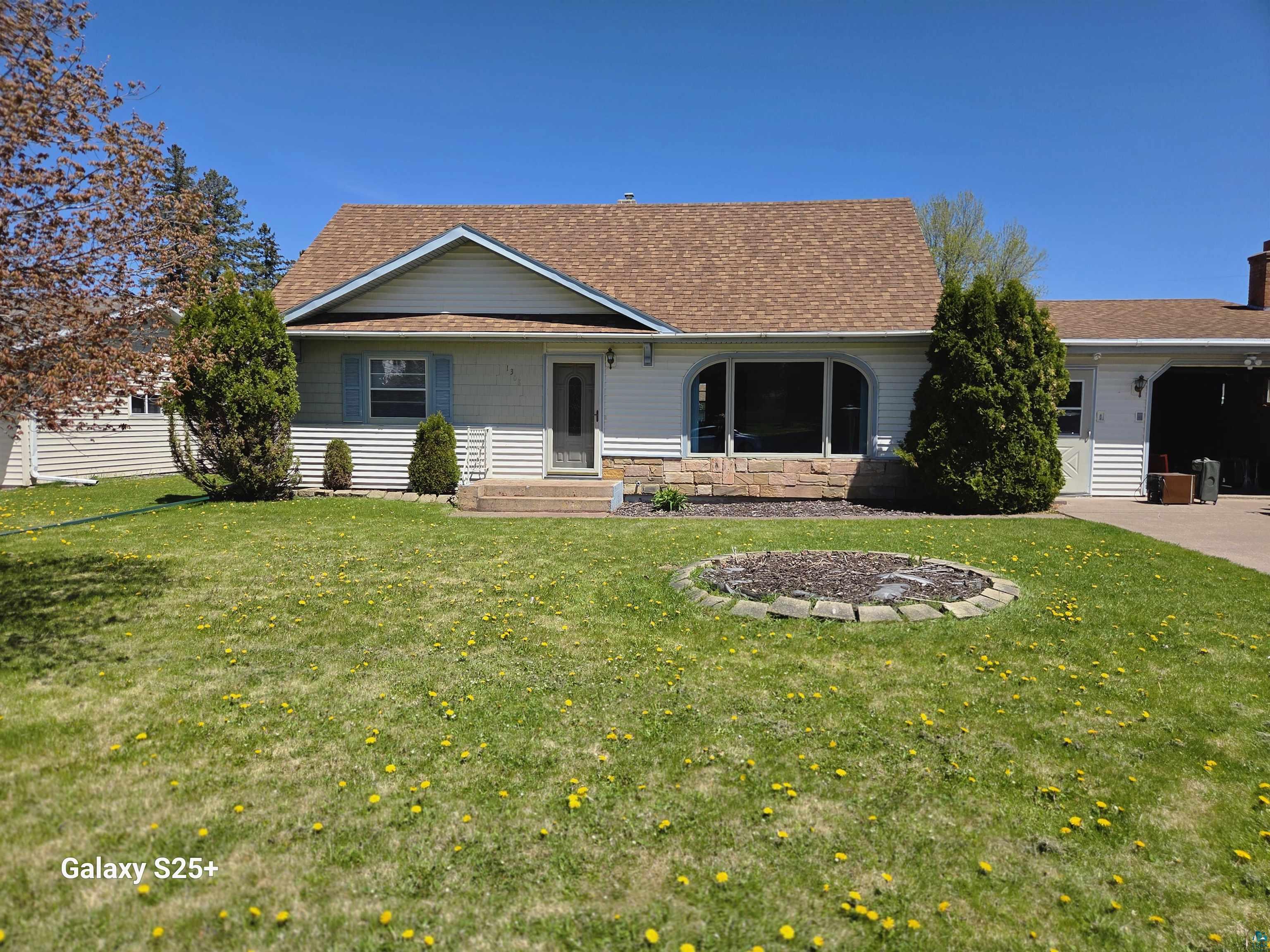 1308 W 11th Ave W Ashland WI 54806 6125484 image1