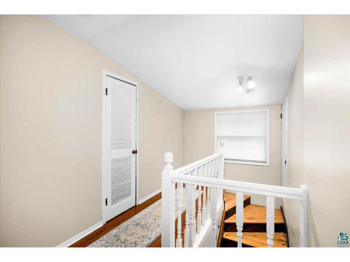 131 E Winona St Duluth MN 55803 6126067 image22