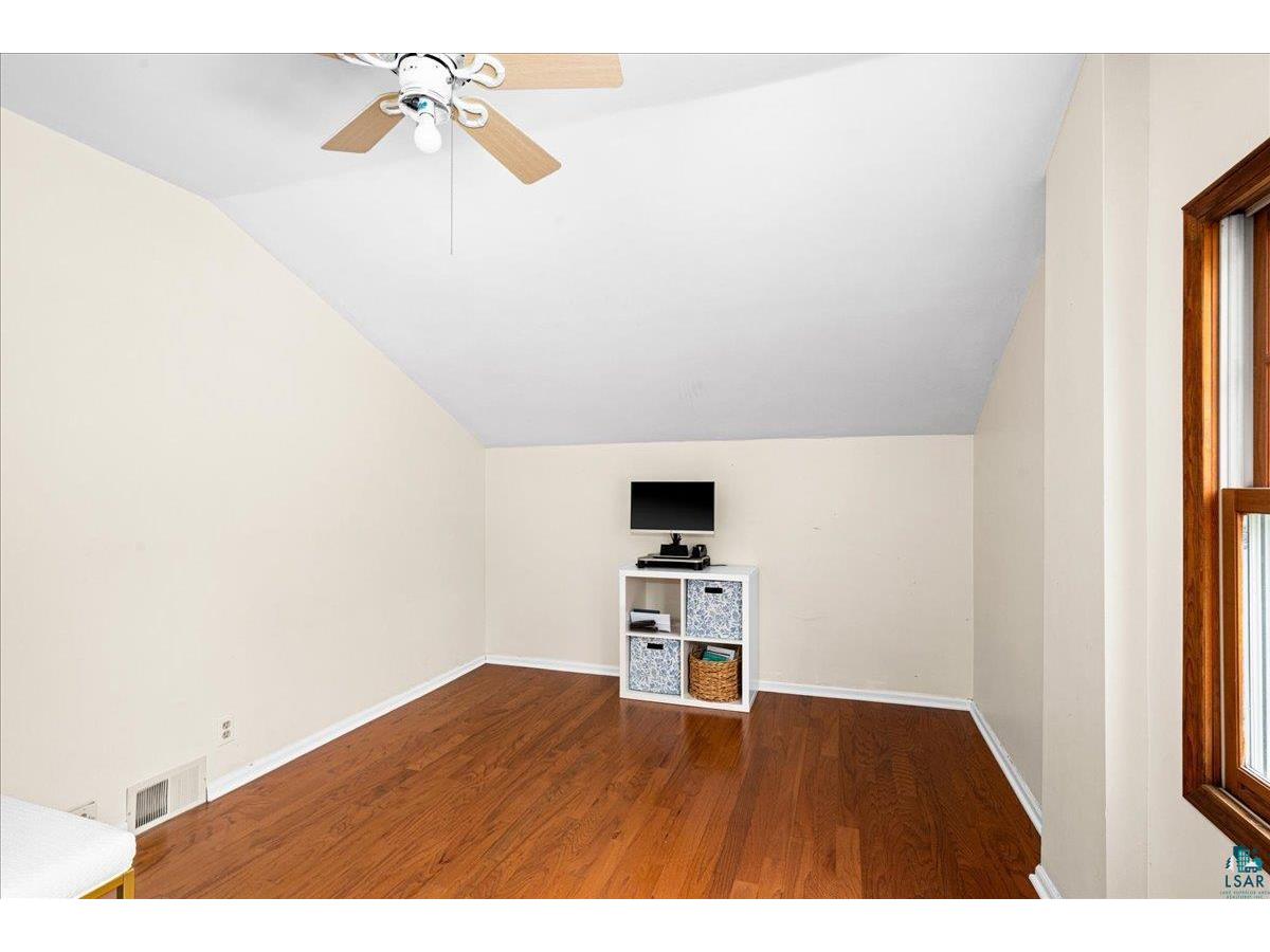 131 E Winona St Duluth MN 55803 6126067 image25