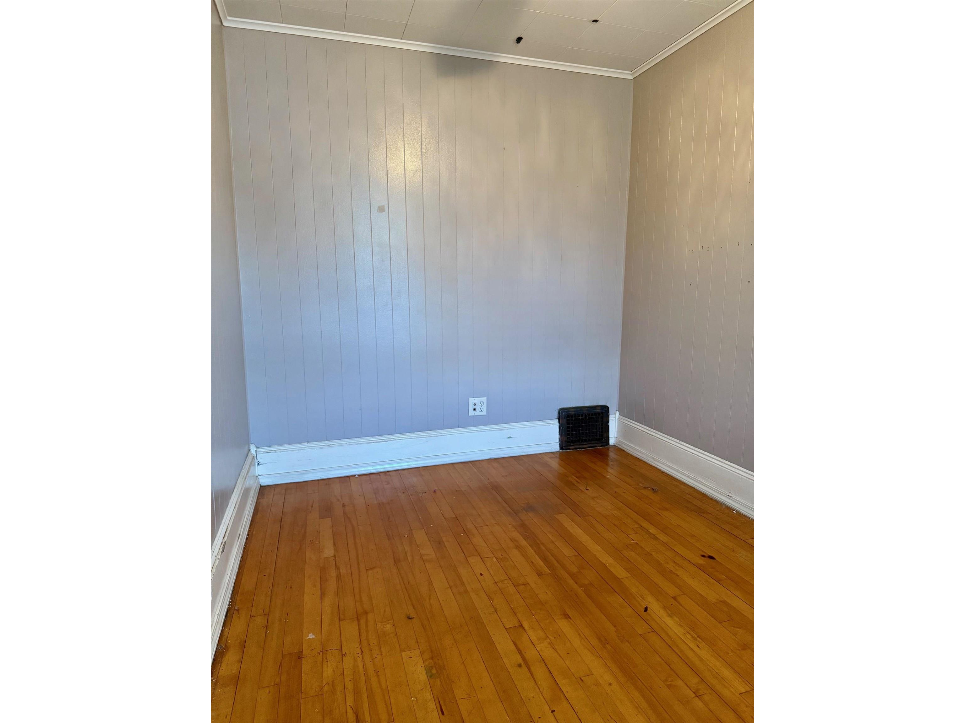 1312 N 11th St Superior WI 54880 6119048 image11