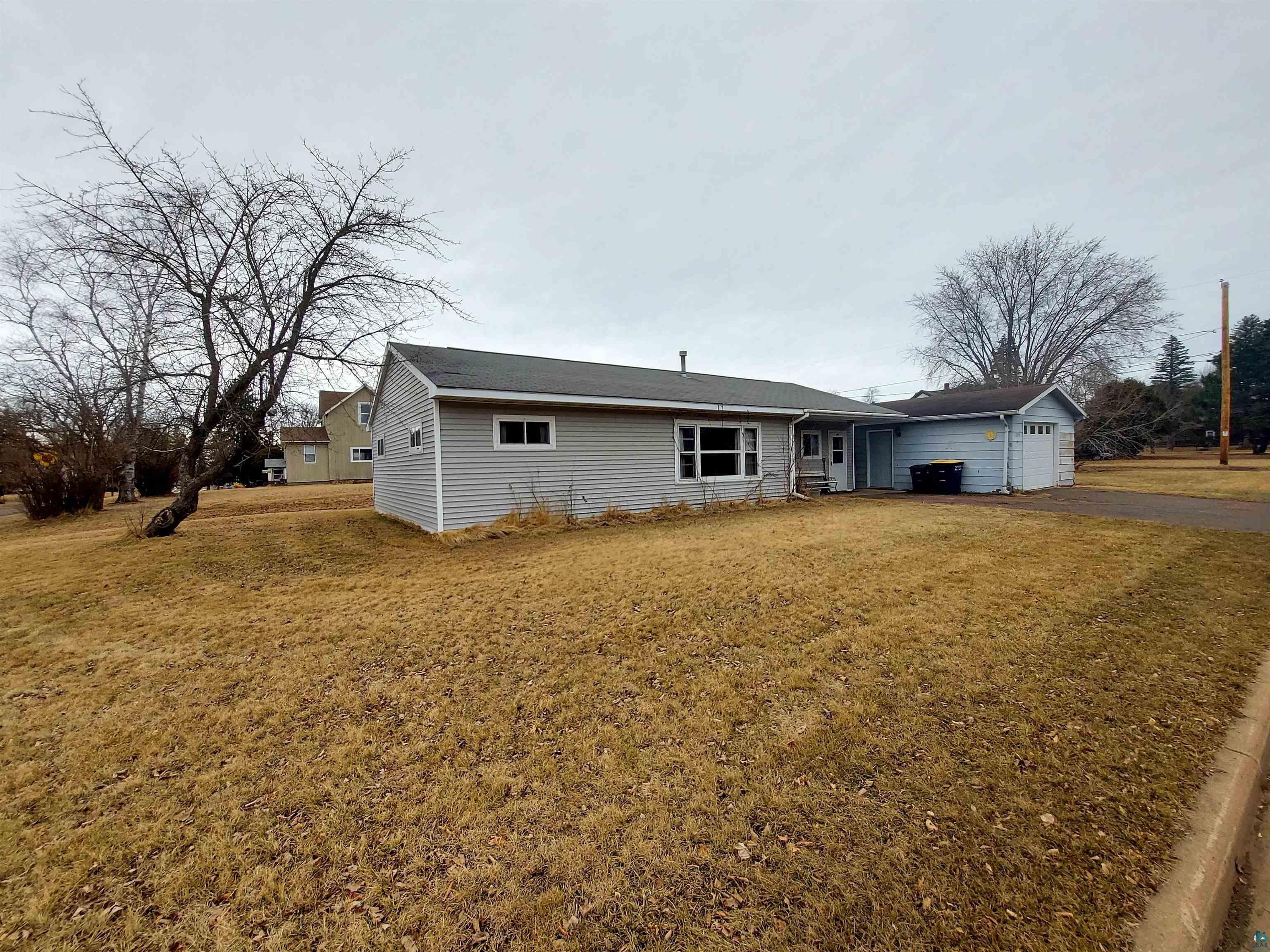 1313 W 9th St Ashland WI 54806 6118297 image1