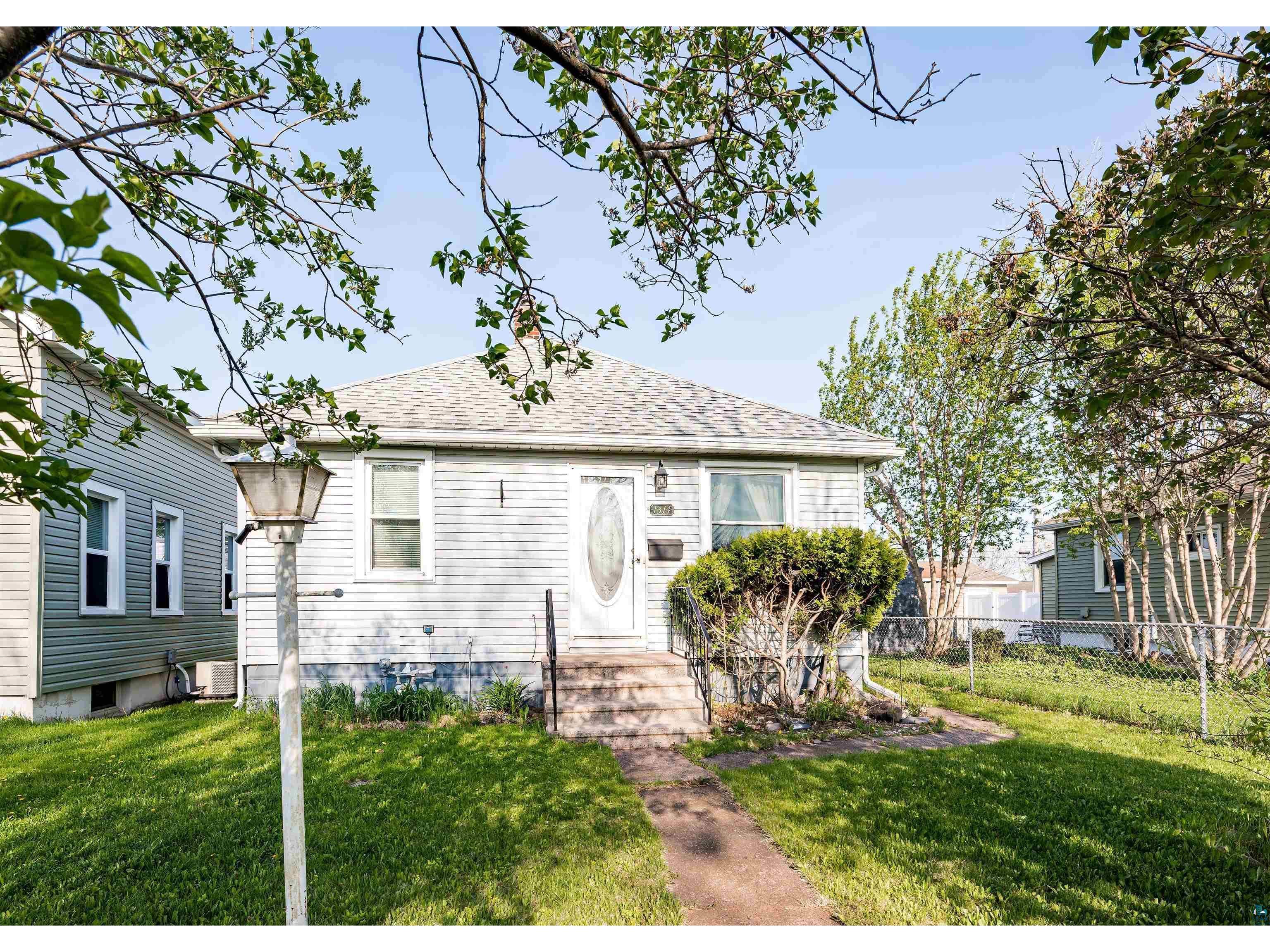 1314 97th Ave W Duluth MN 55808 6108288 image1