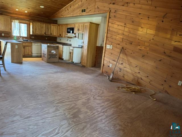 13160 E County Rd B Lake Nebagamon WI 54849 6124899 image11