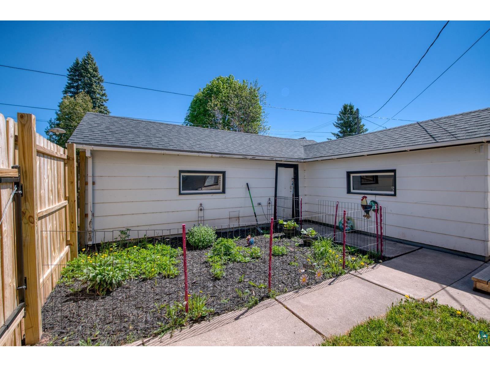1318 6th St W Ashland WI 54806 6124196 image21