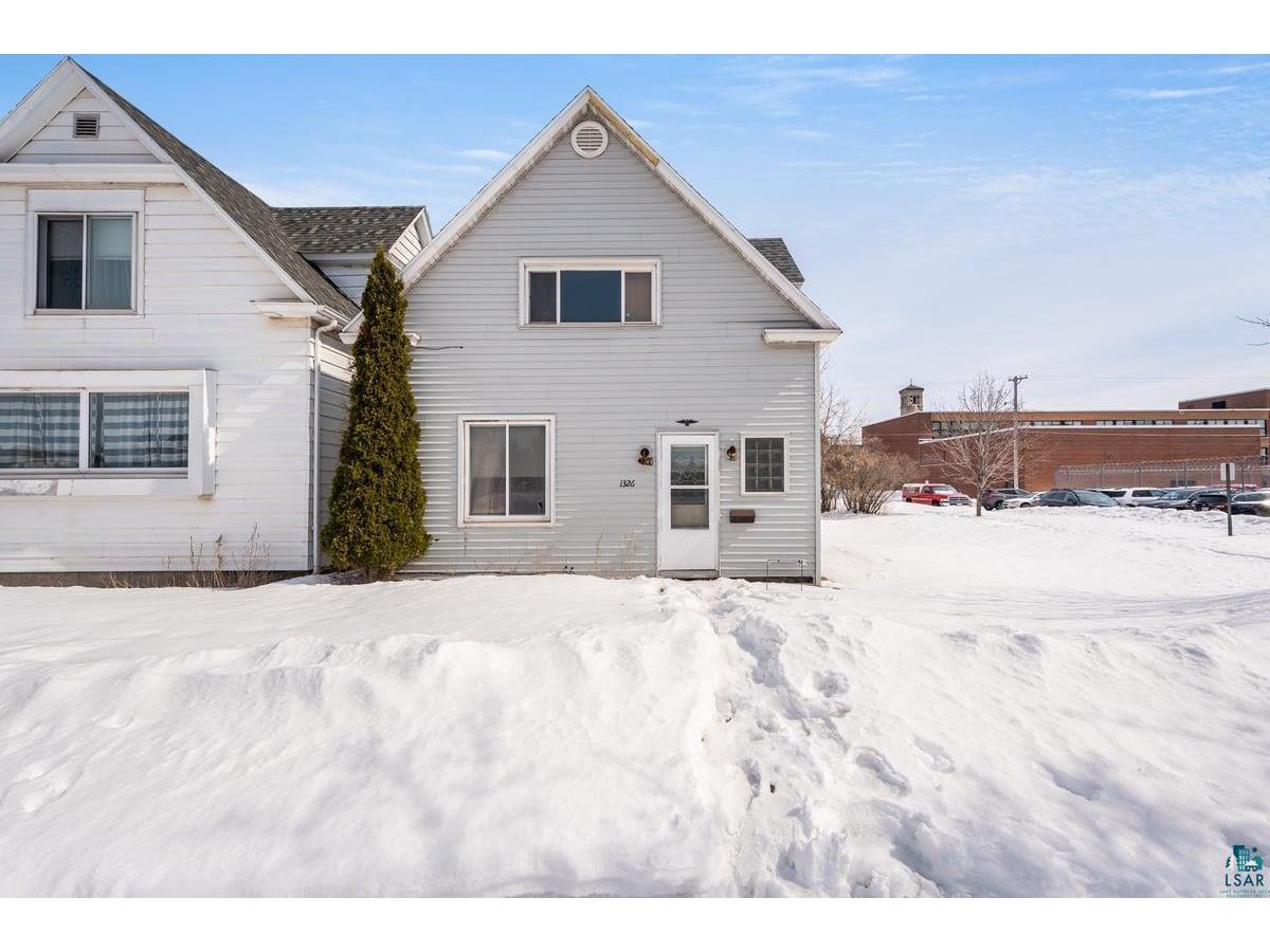 1326 Cumming Ave Superior WI 54880 6107369 image1