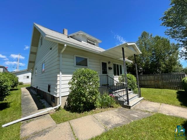 137 E White St Ely MN 55731 6114546 image1