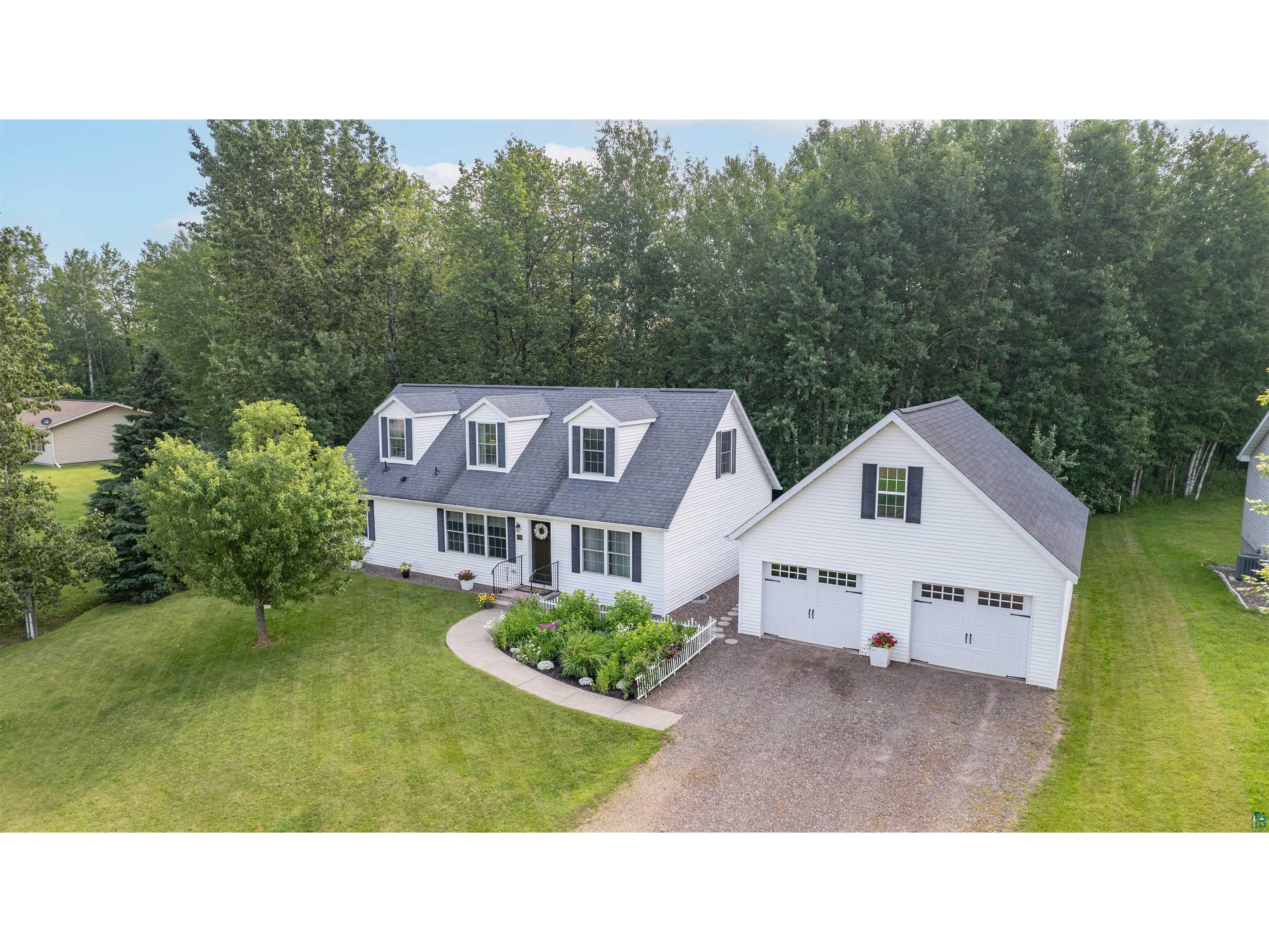 138 Parkwood Dr, Wrenshall, MN, 55797 MLS 6114866 Edina Realty