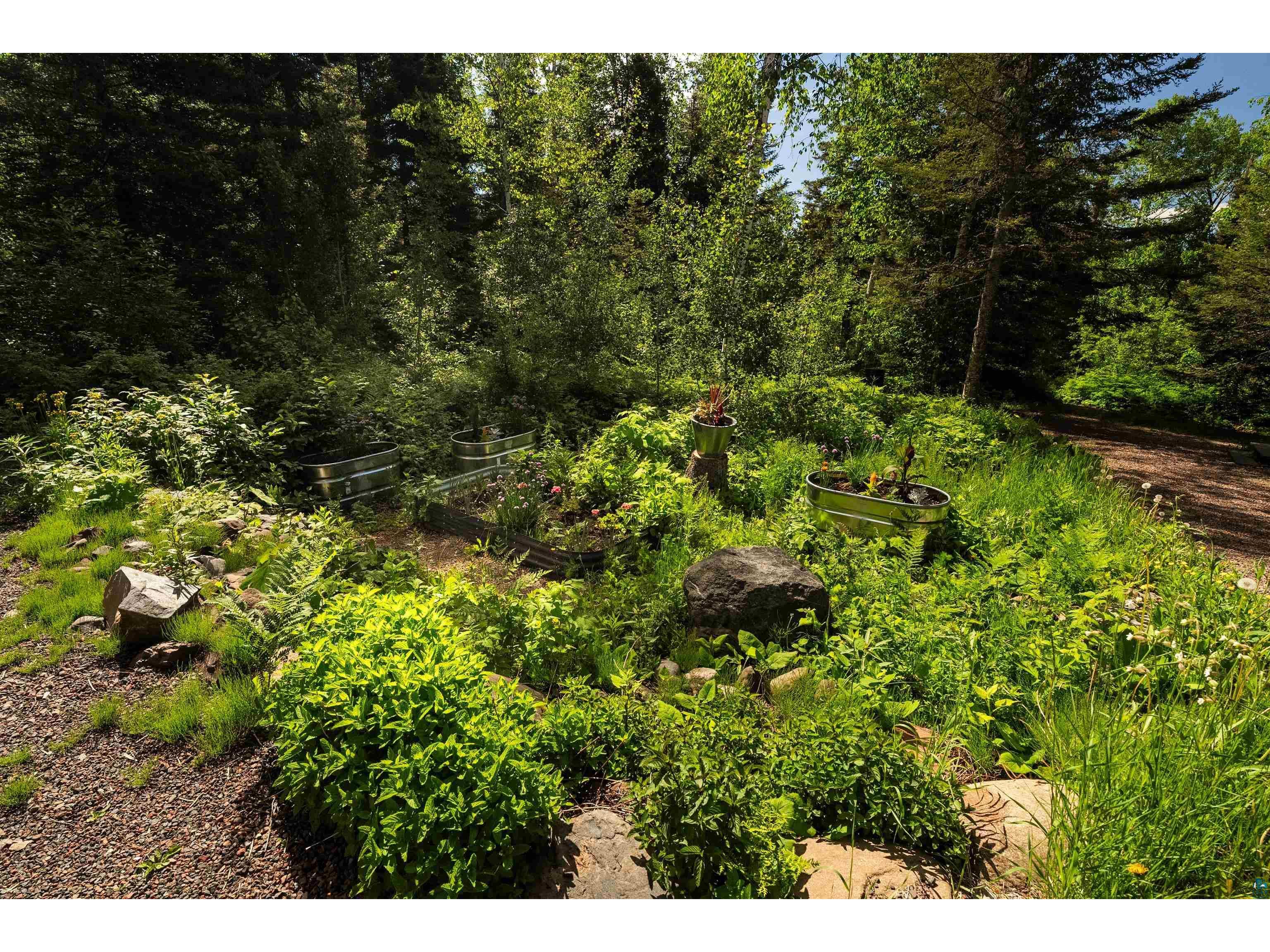 14 County Rd 48 Grand Marais MN 55604 - Fall 6126540 image48