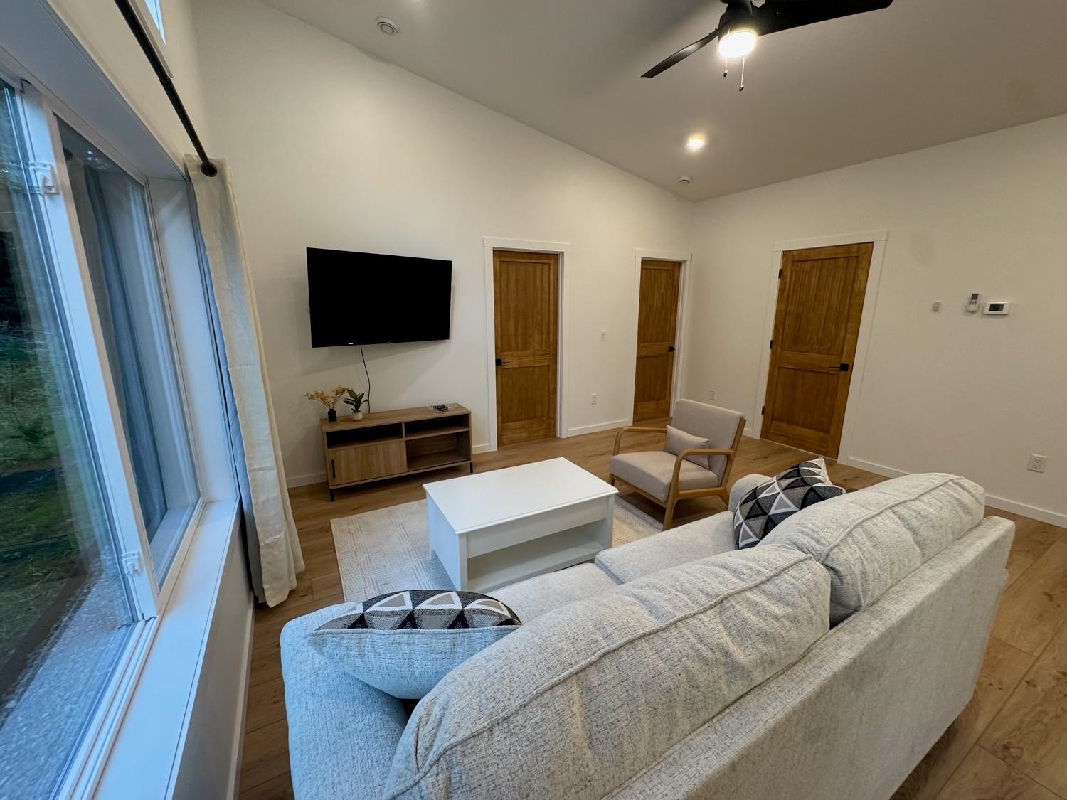 14 W Linden St Duluth MN 55811 6123025 image32