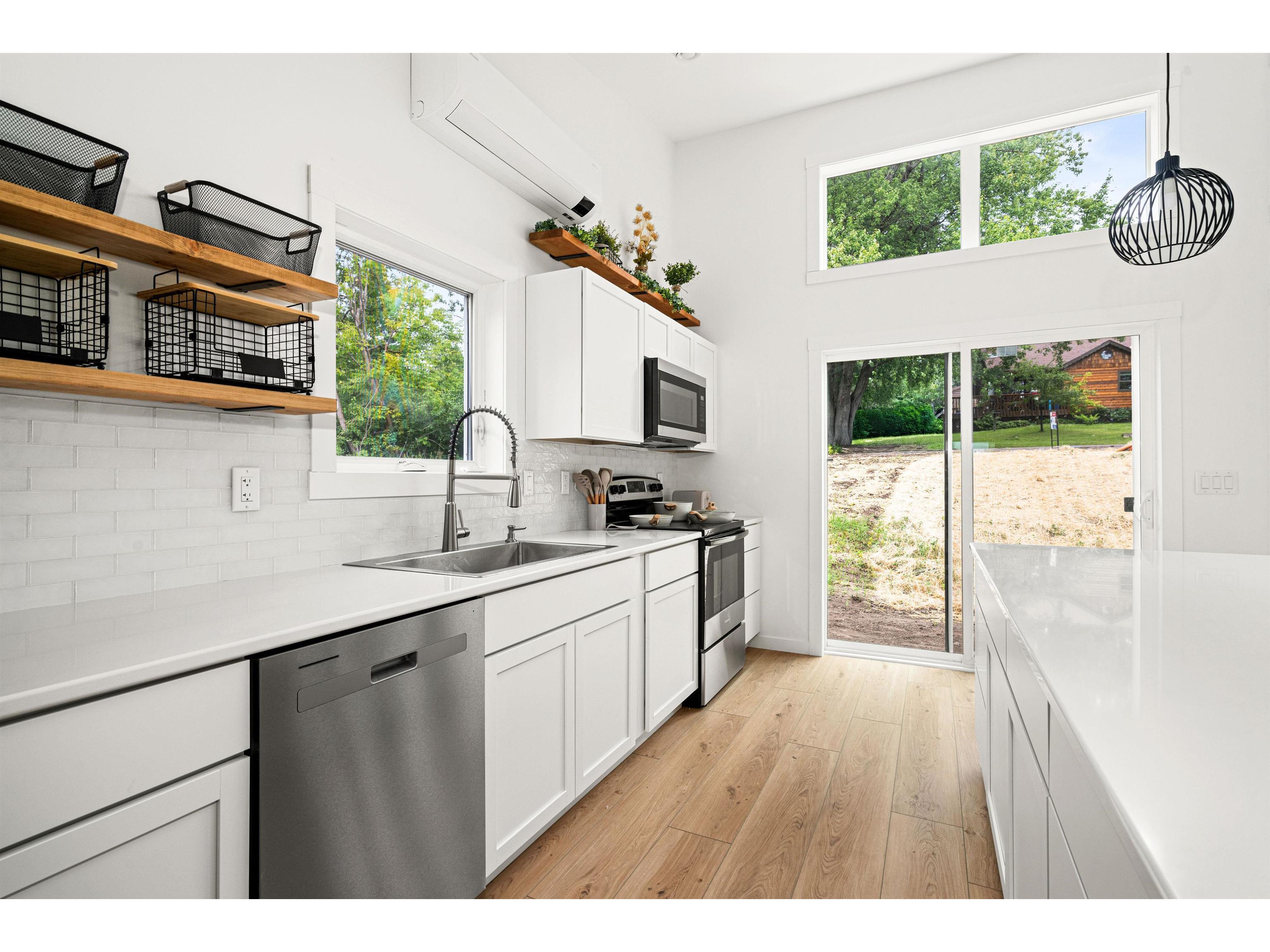 14 W Linden St Duluth MN 55811 6123025 image8