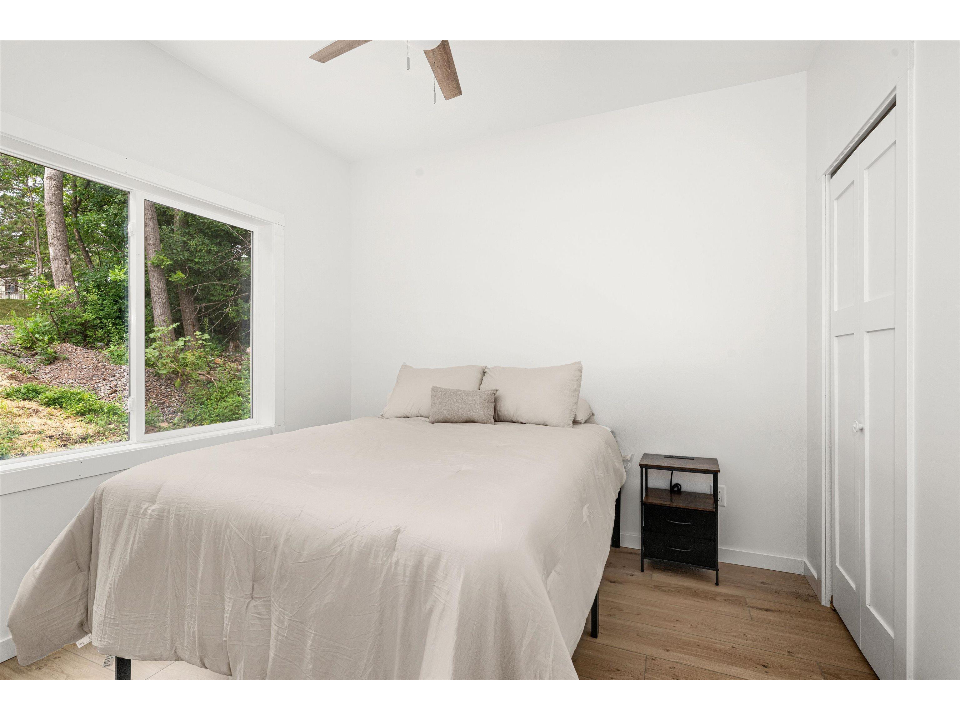 14 W Linden St Duluth MN 55811 6123025 image9