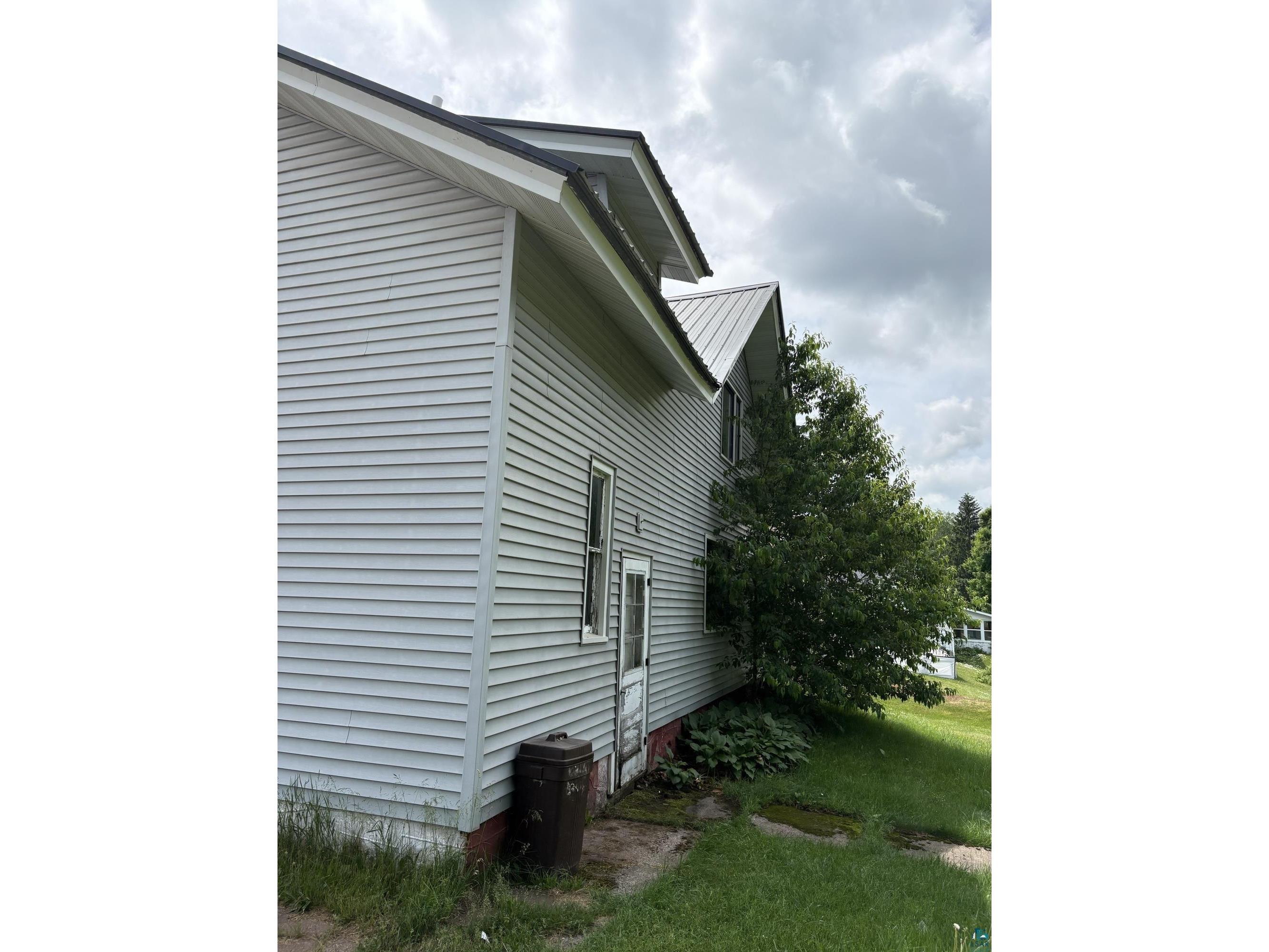 140 Wisconsin Ave City Of Montreal WI 54550 6125937 image3