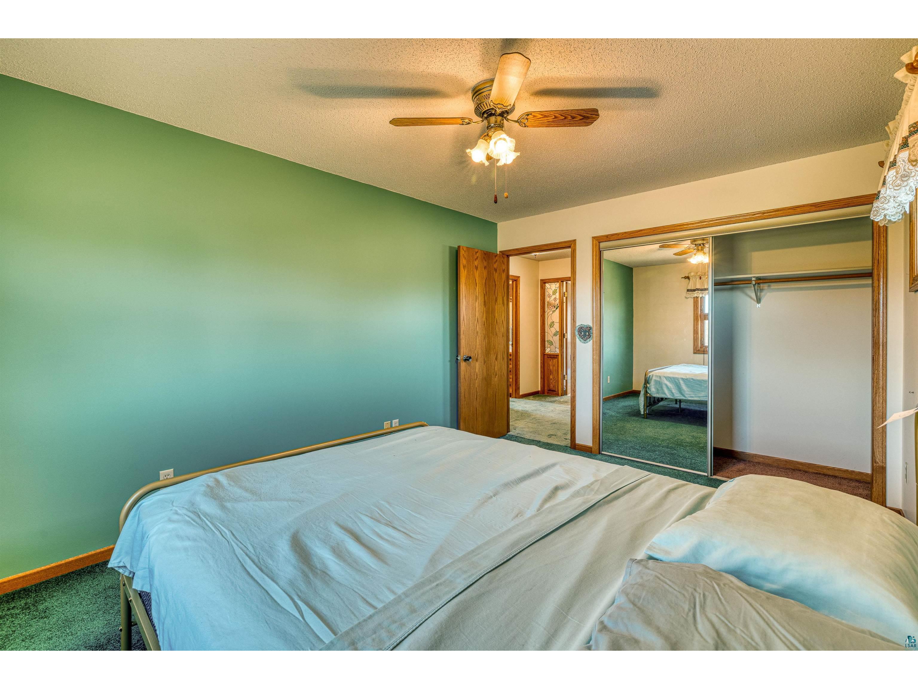 1404 E 10th St Superior WI 54880 6125148 image22