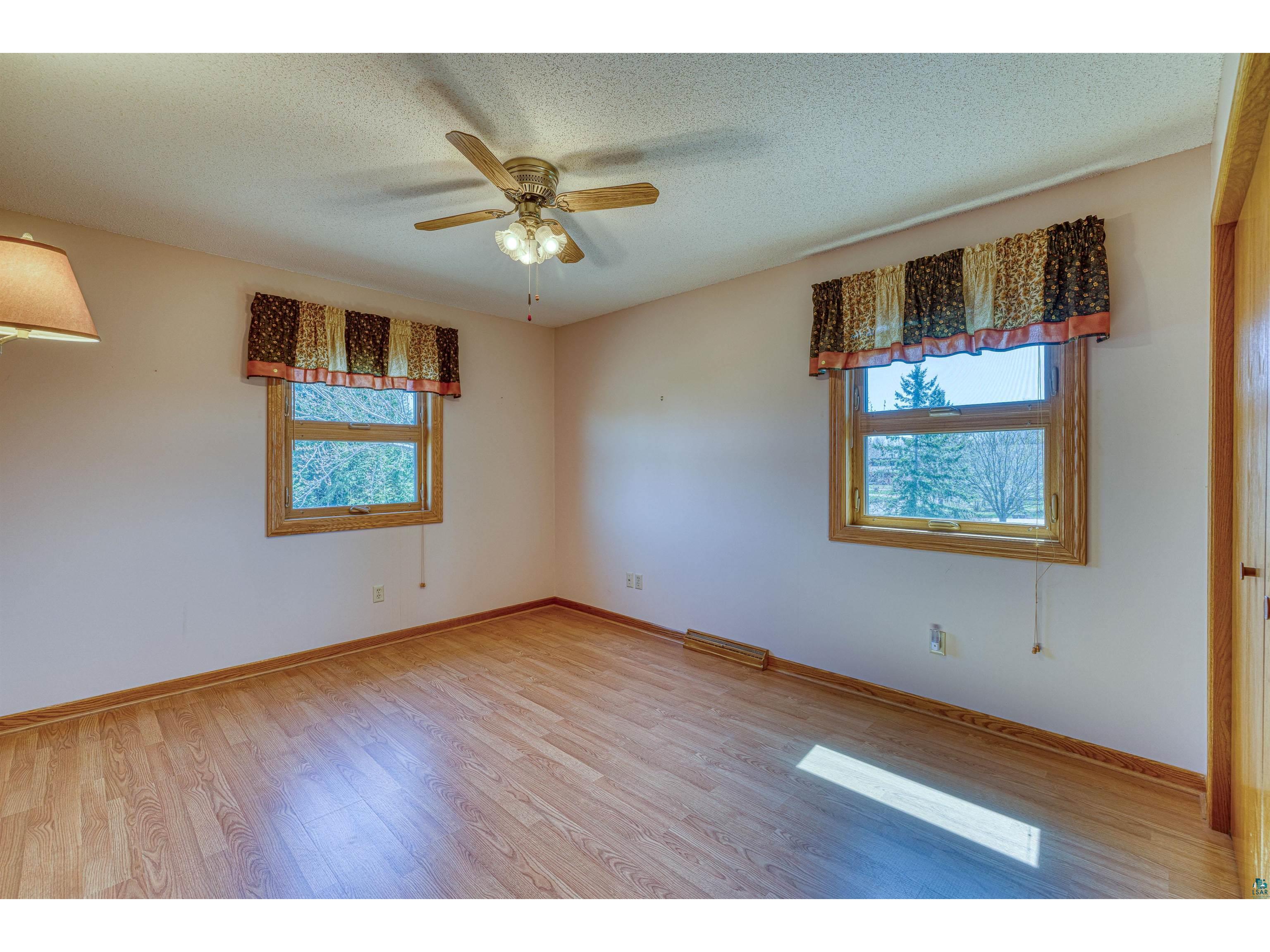1404 E 10th St Superior WI 54880 6125148 image24