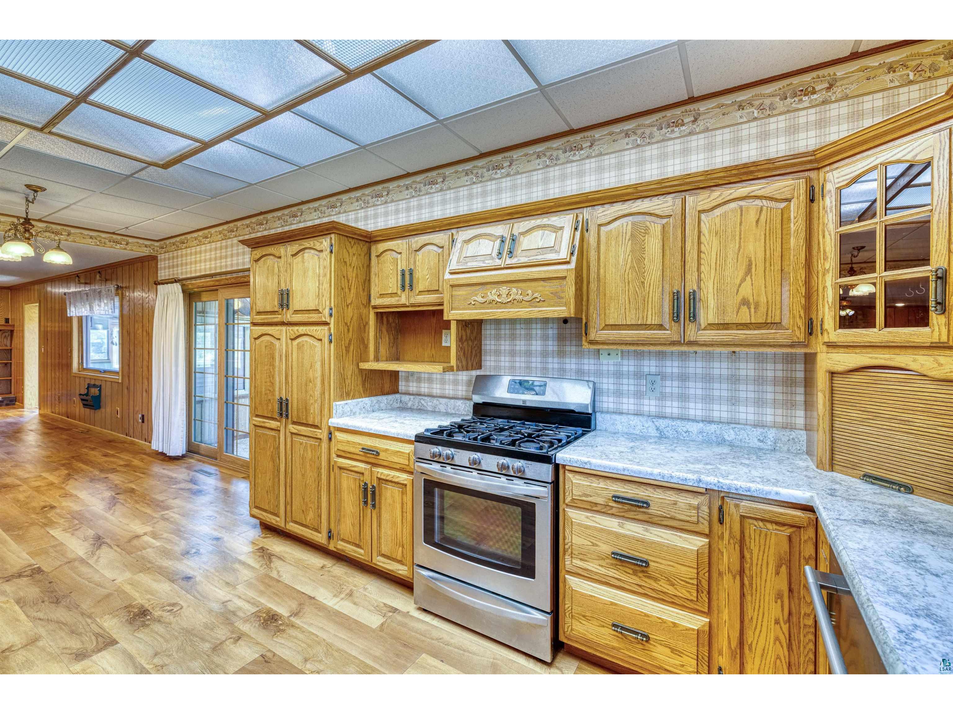 1404 E 10th St Superior WI 54880 6125148 image3