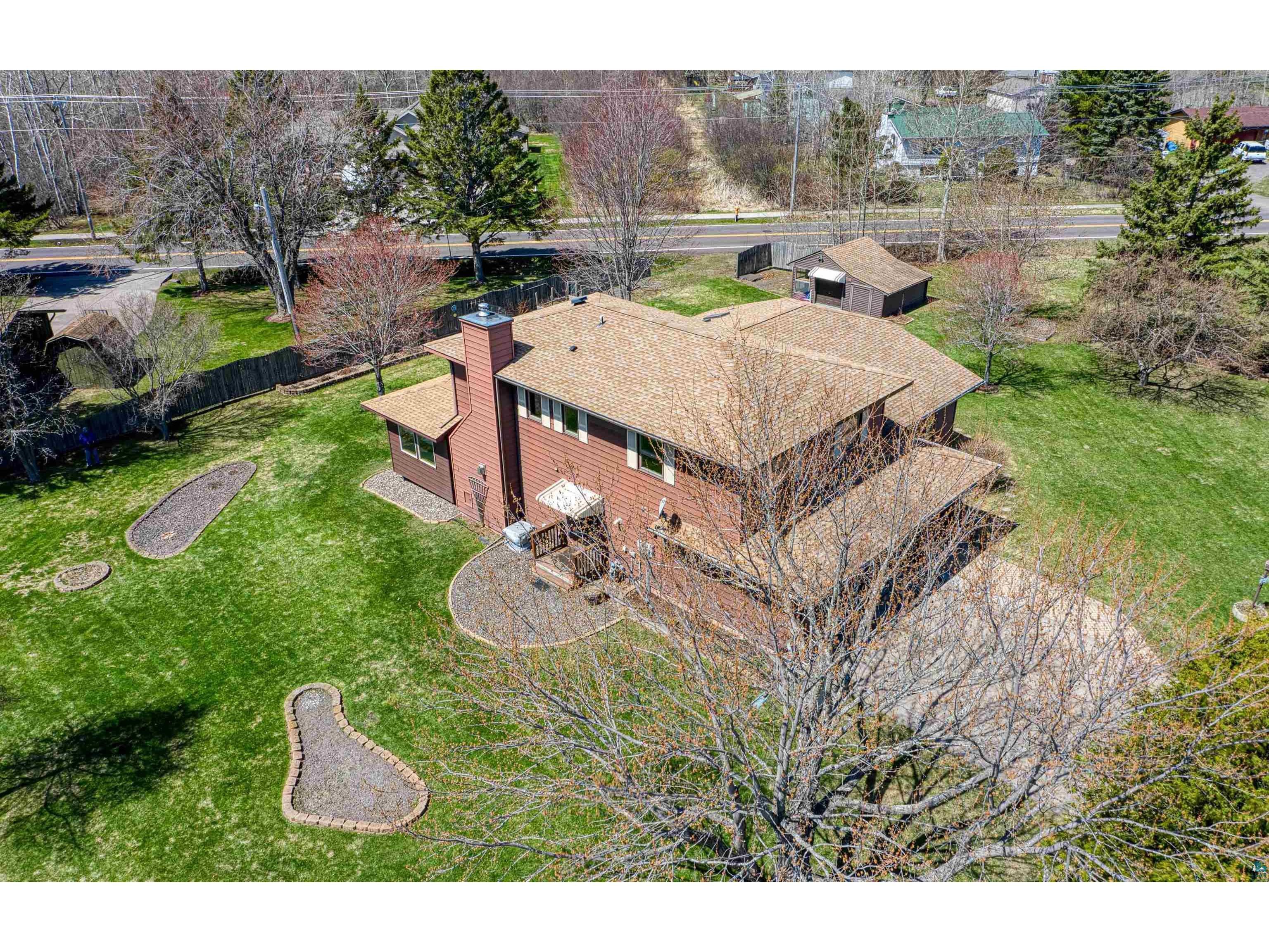 1404 E 10th St Superior WI 54880 6125148 image35