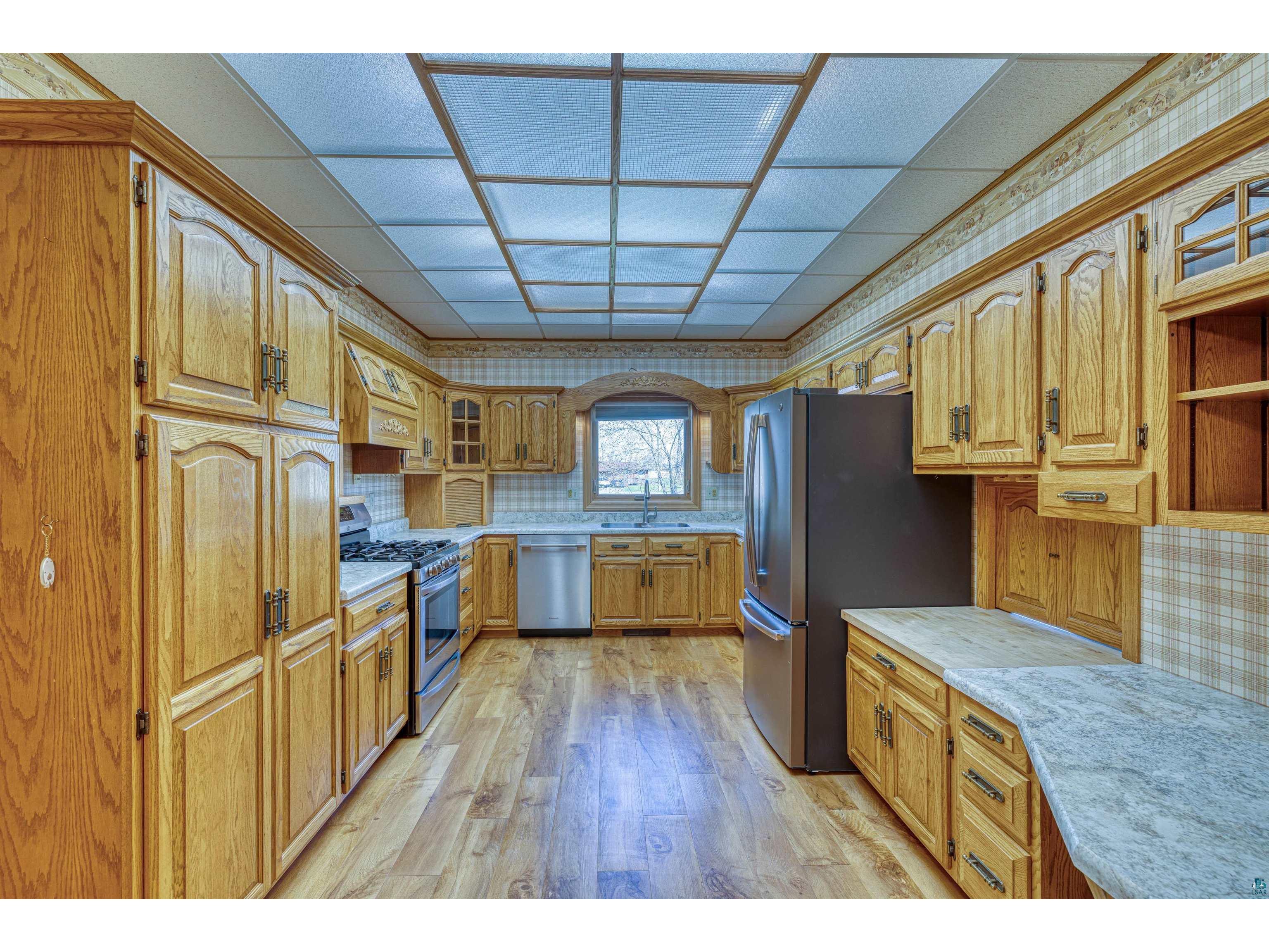 1404 E 10th St Superior WI 54880 6125148 image5